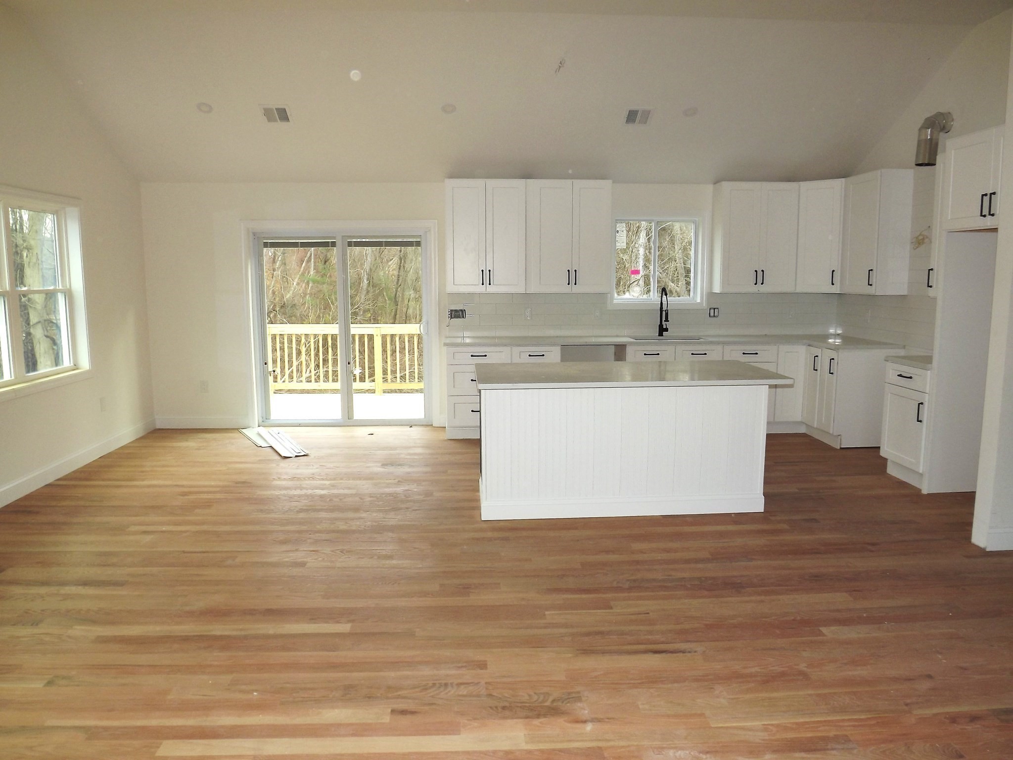 4 W Dudley Rd, Dudley, MA 01571 - Image 11