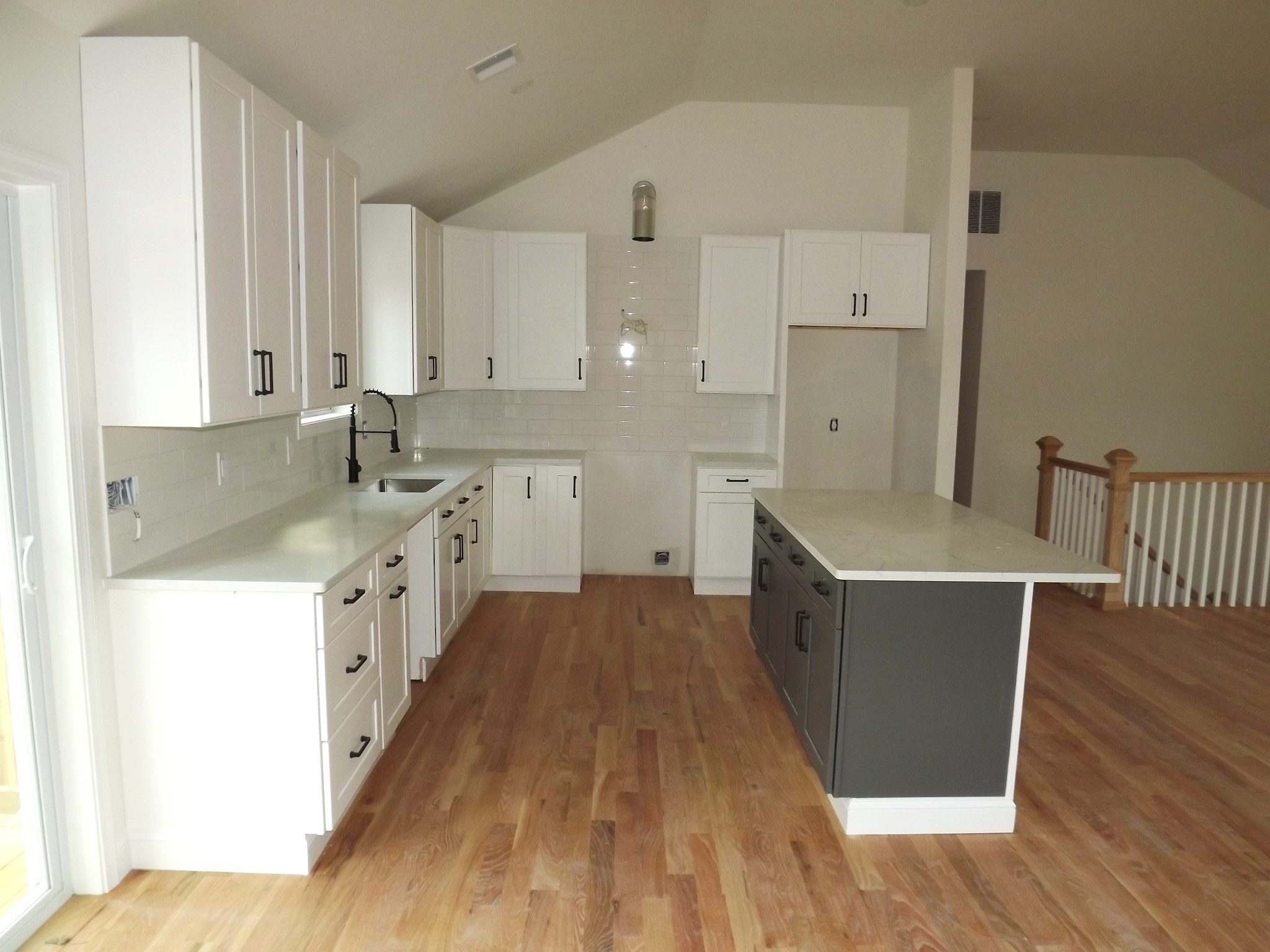 4 W Dudley Rd, Dudley, MA 01571 - Image 12