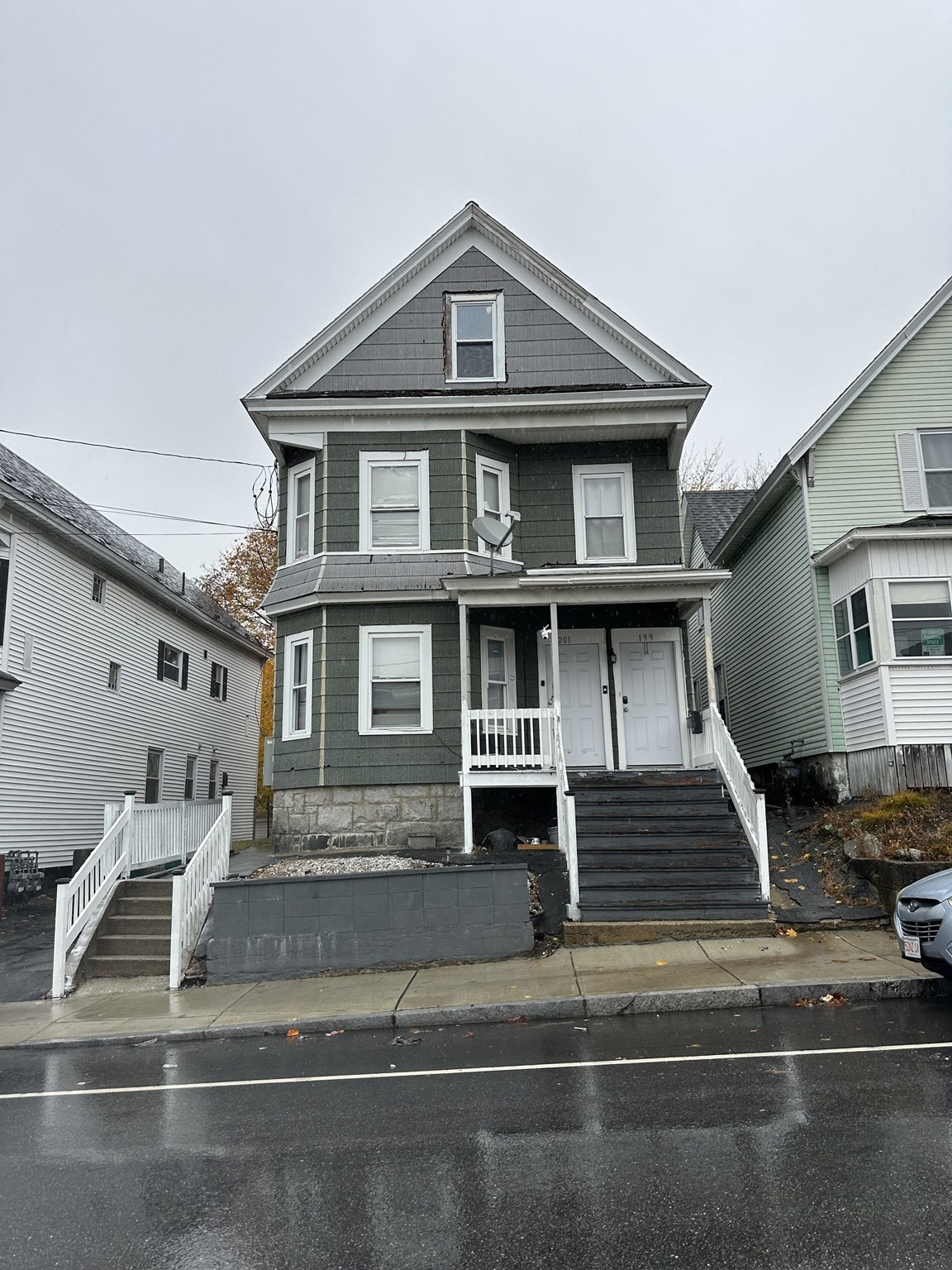199 University Ave, Lowell, MA 01854 - Image 2