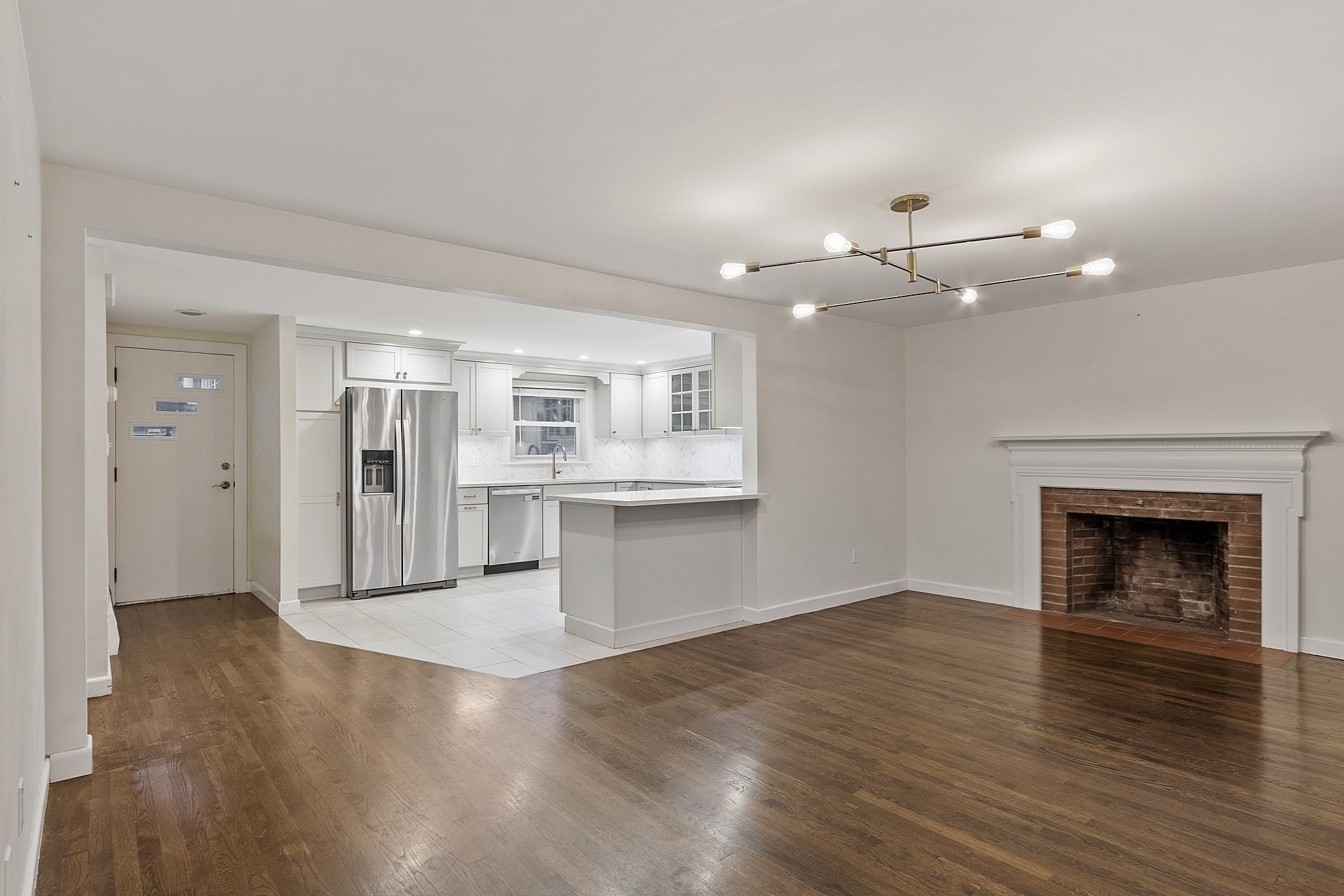 26 Curve St, Wakefield, MA 01880 - Image 8