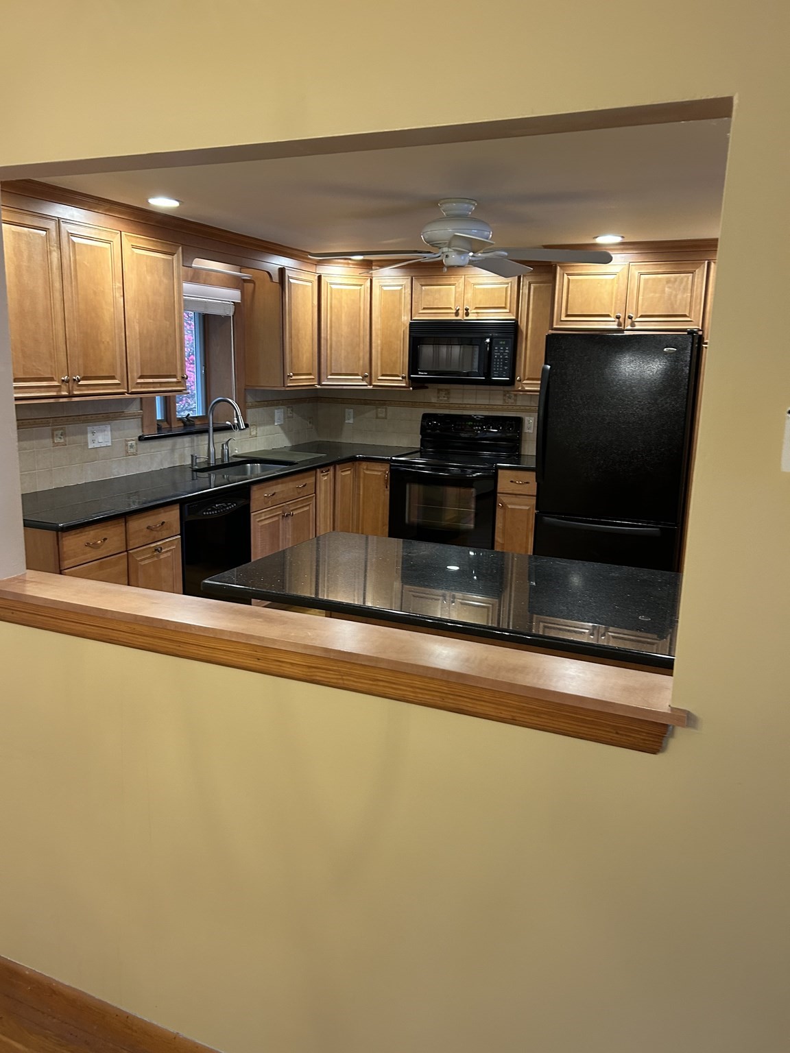 21 Athens Dr, Saugus, MA 01906 - Image 9