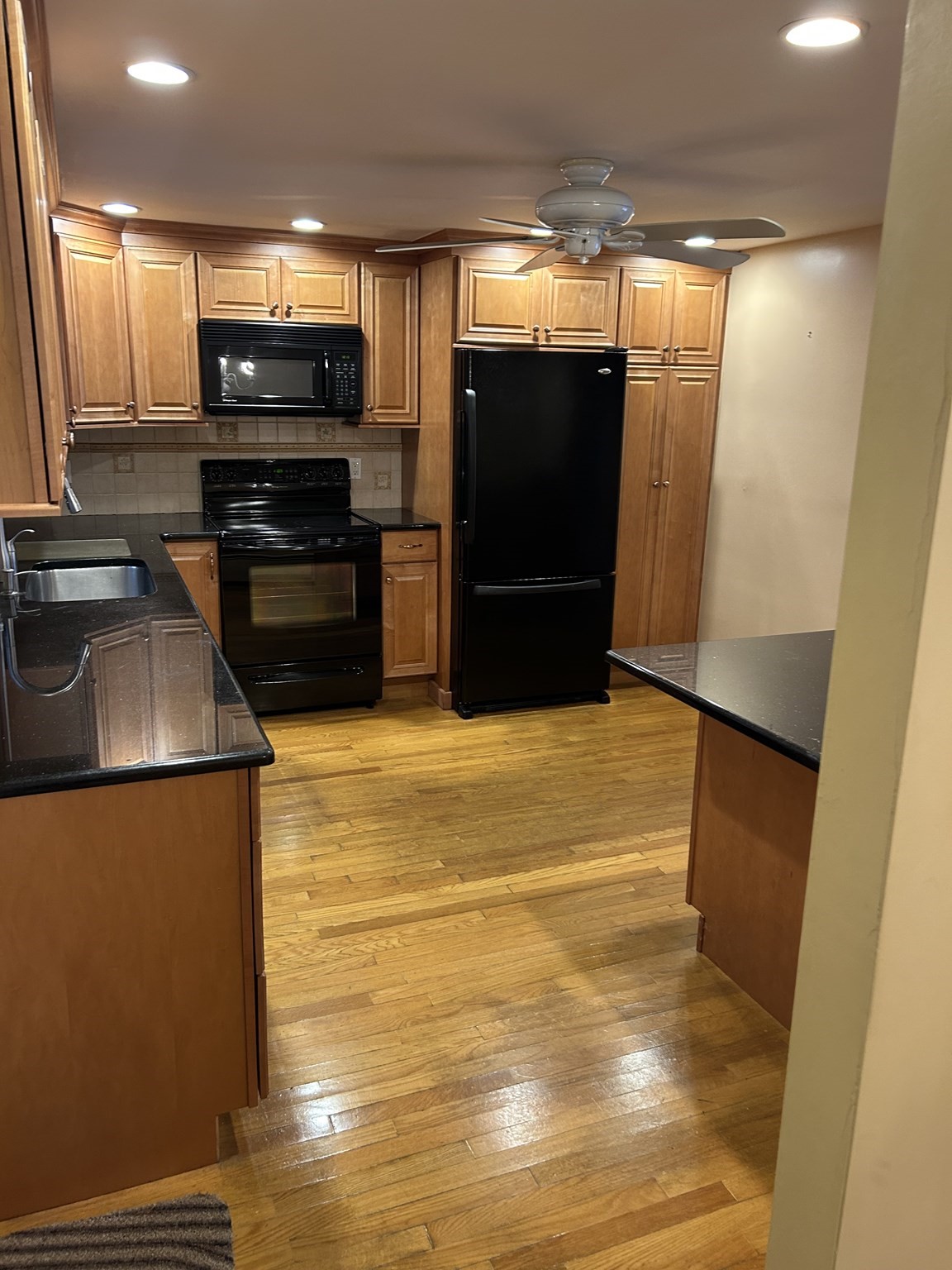 21 Athens Dr, Saugus, MA 01906 - Image 10