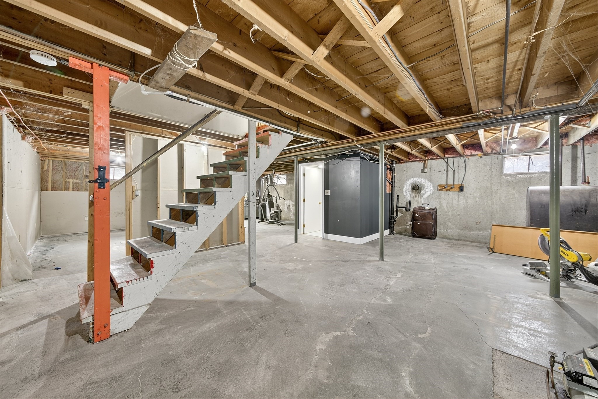 33 Isleboro St, Worcester, MA 01606 - Image 24