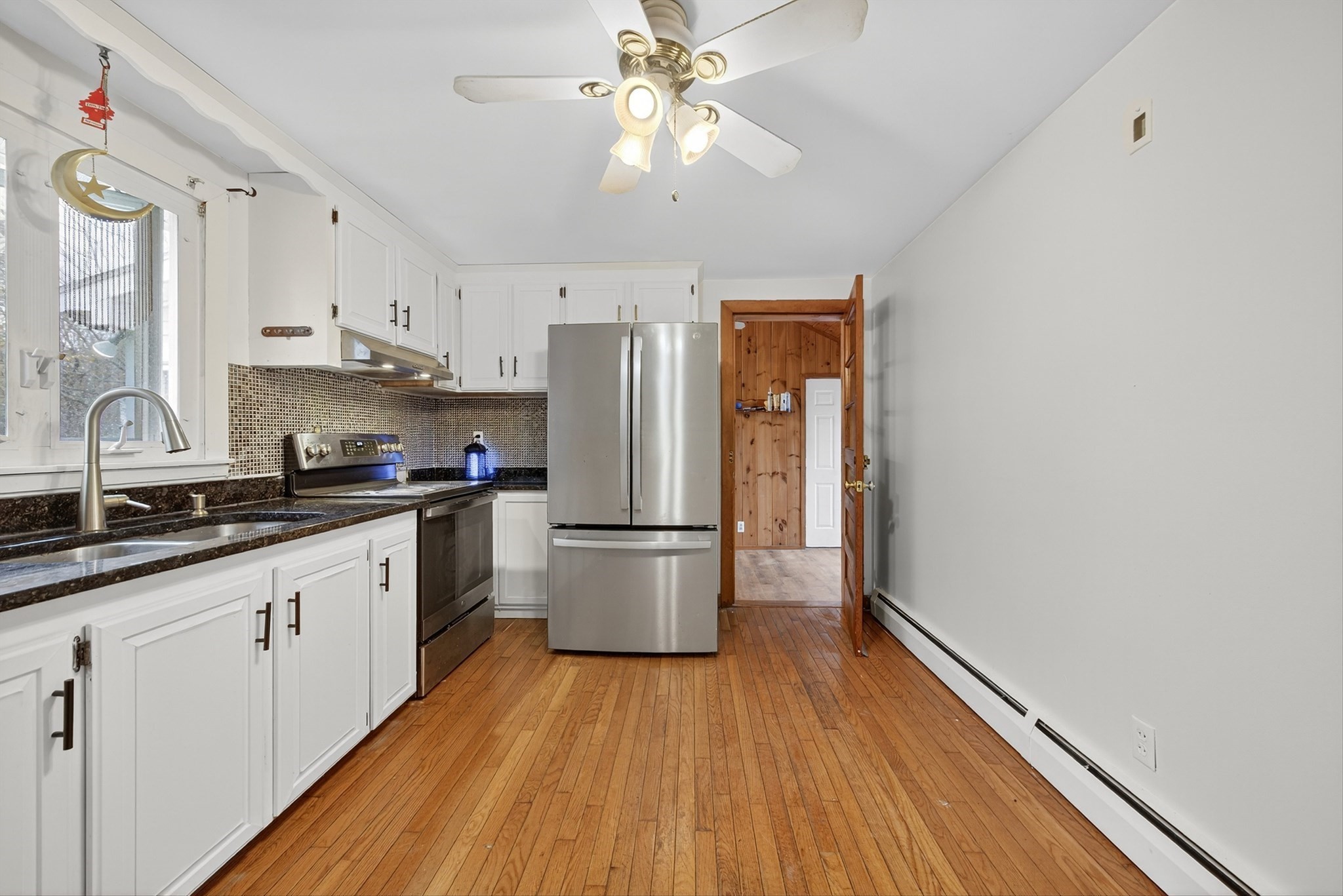 33 Isleboro St, Worcester, MA 01606 - Image 4