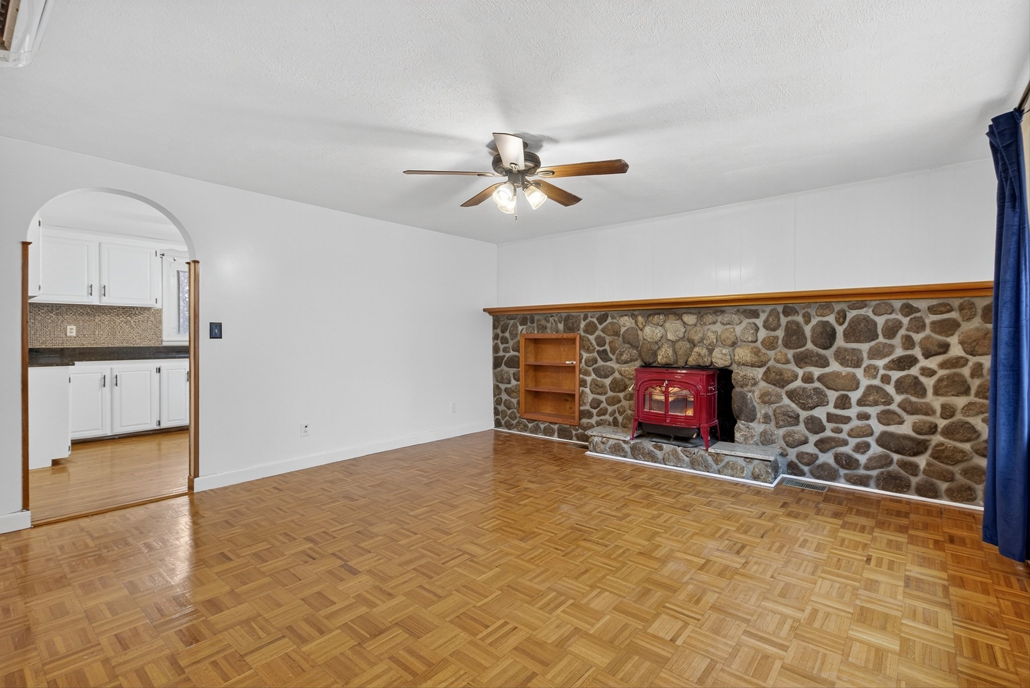 33 Isleboro St, Worcester, MA 01606 - Image 10