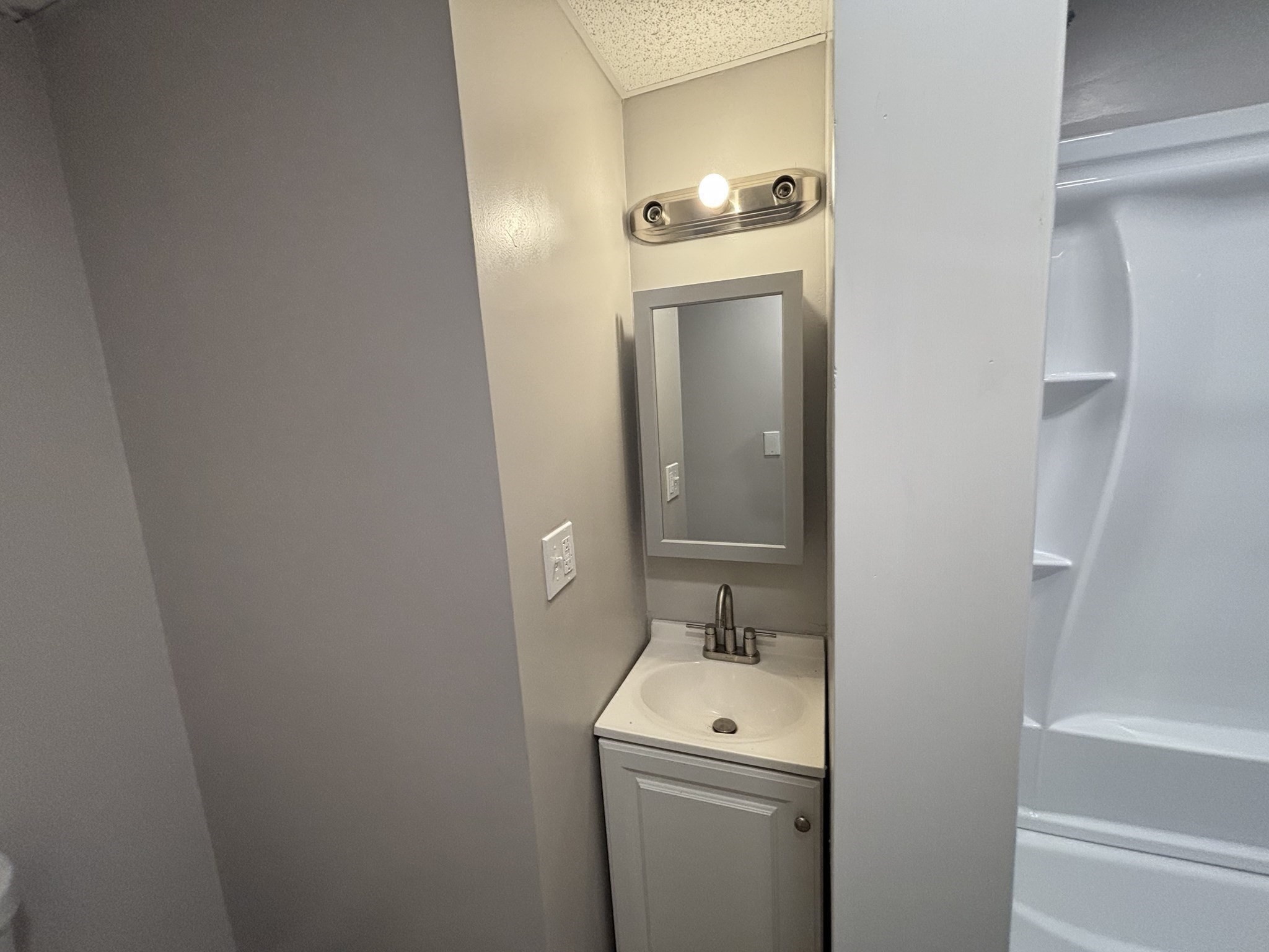 771 Rock St, Fall River, MA 02720 - Image 19