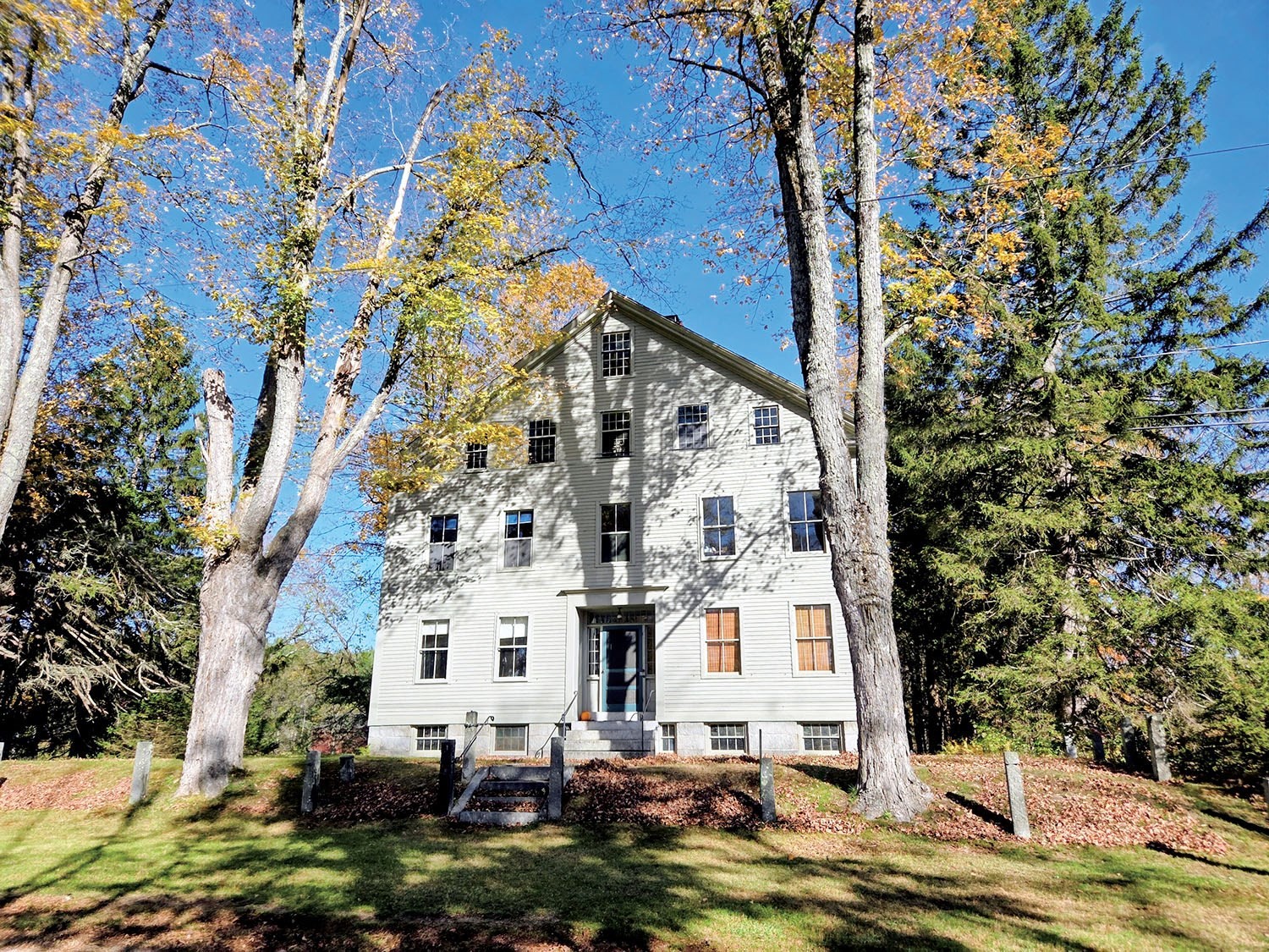 78 Shaker Rd, Harvard, MA 01451