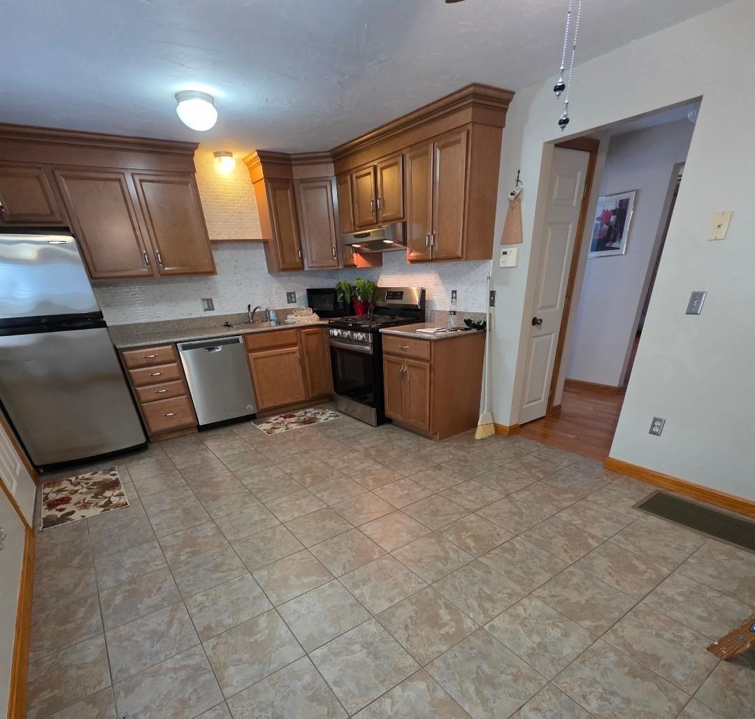 120 Terri Marie Way Unit 5-13, Fall River, MA 02720 - Image 3