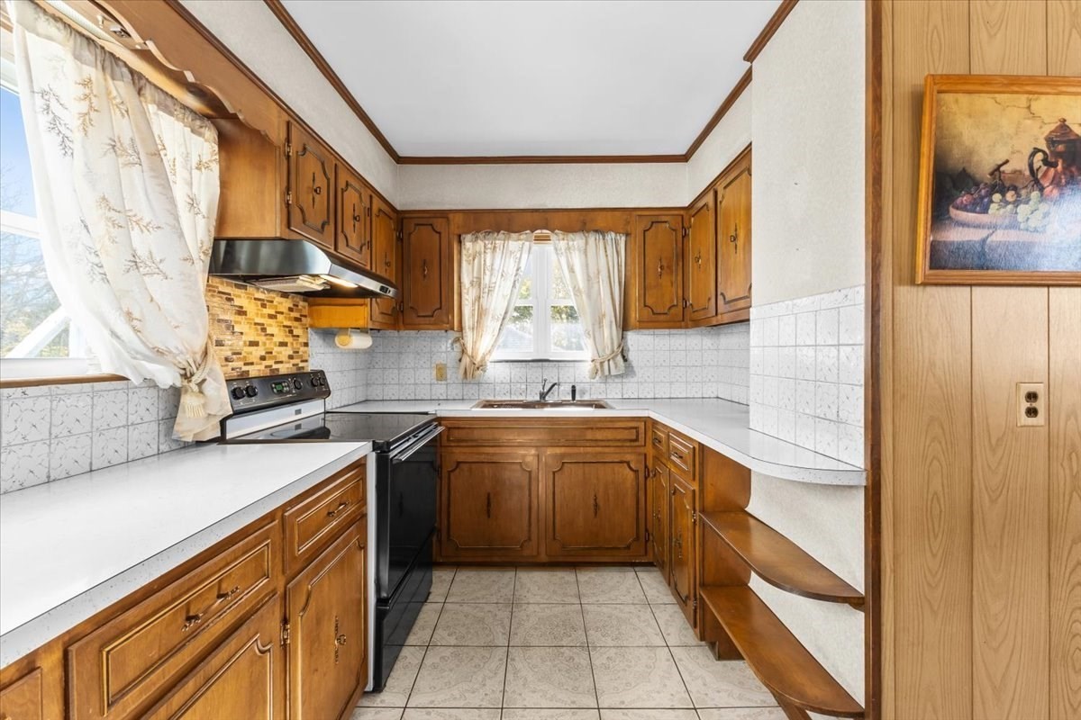 132 Winthrop St, Taunton, MA 02780 - Image 24