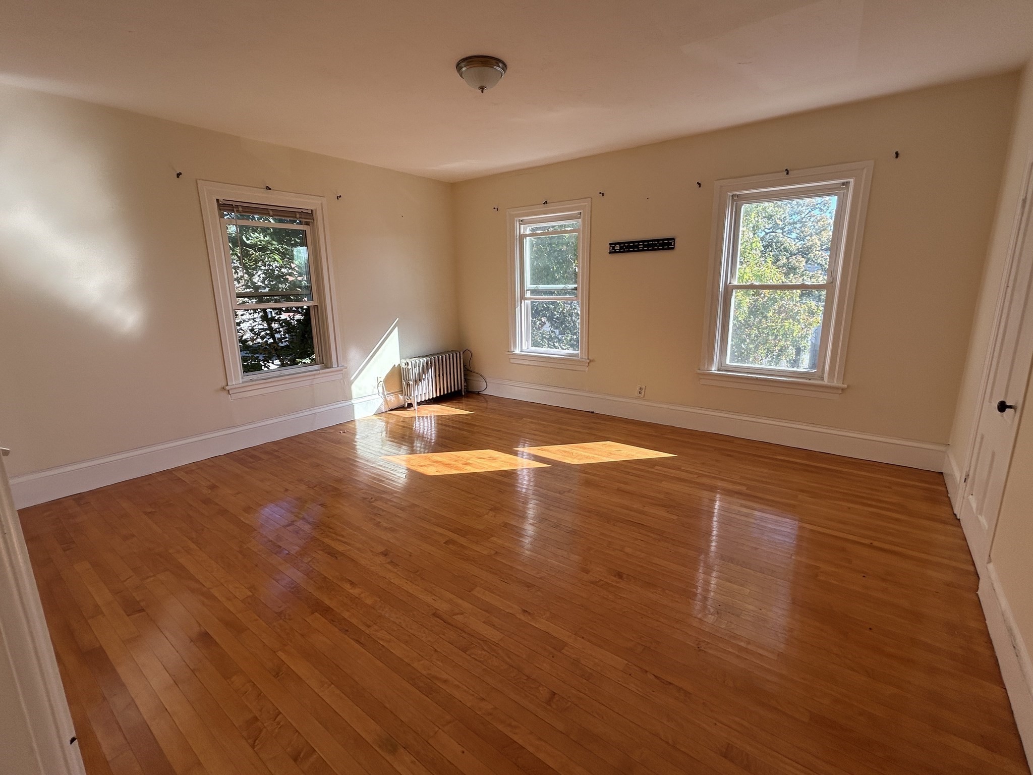 23 Lakewood St, Worcester, MA 01603 - Image 4