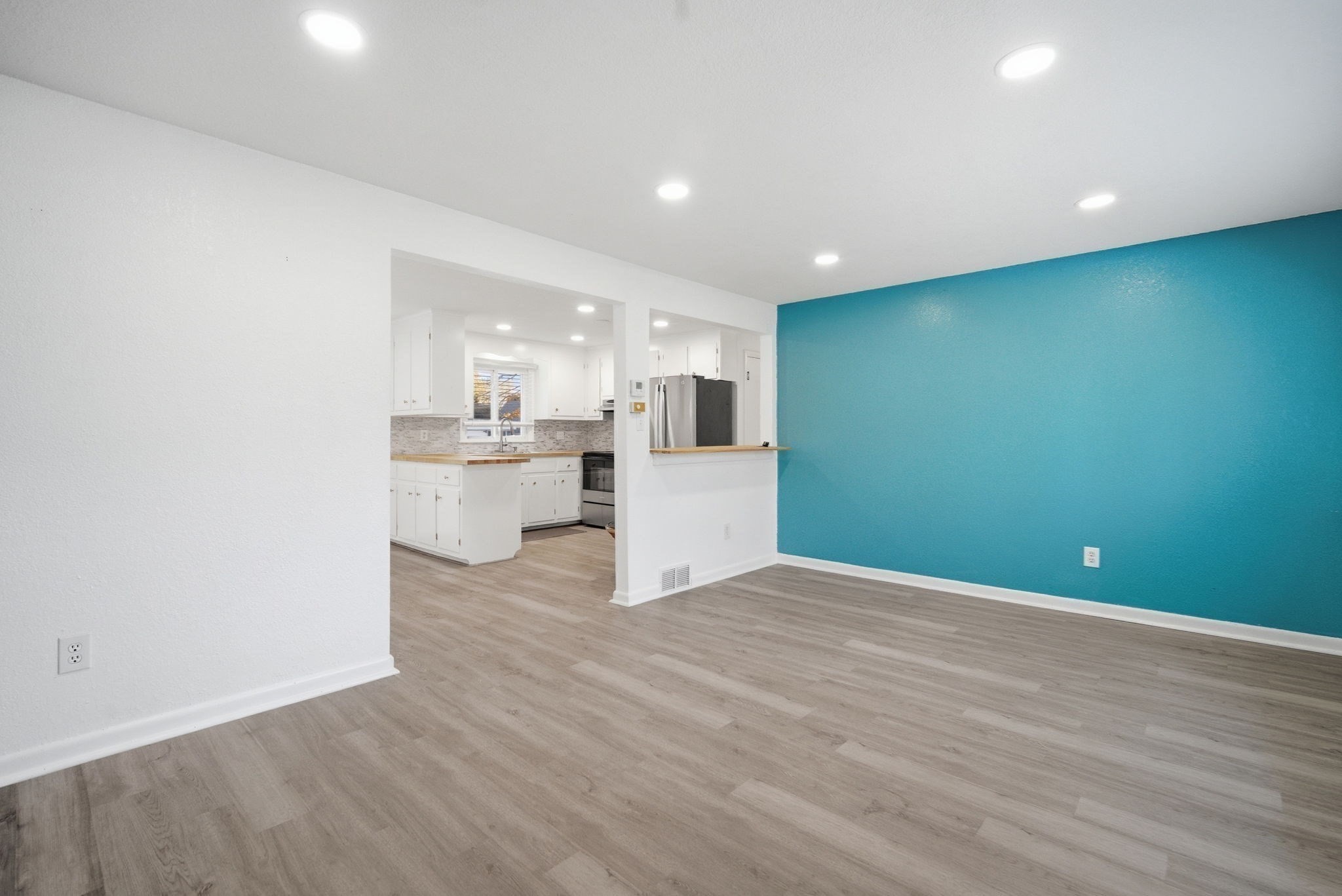 181 Beauchamp Ter, Chicopee, MA 01020 - Image 11