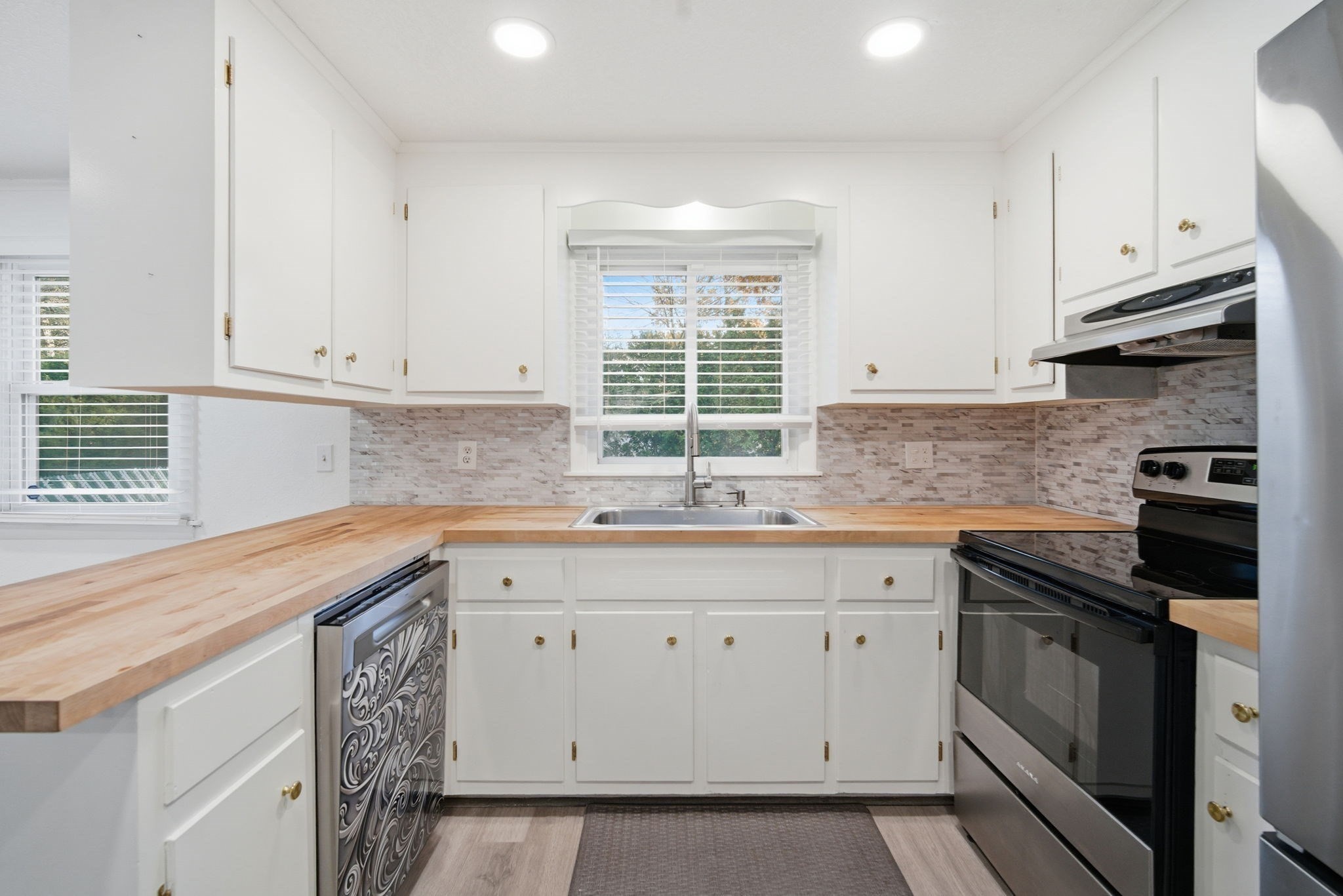 181 Beauchamp Ter, Chicopee, MA 01020 - Image 6