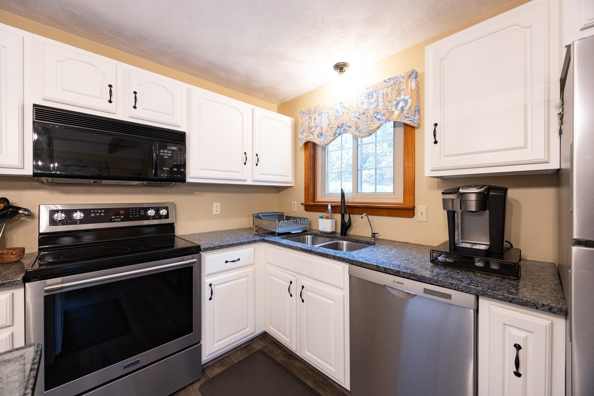 807 Paine Rd, North Attleboro, MA 02760 - Image 8