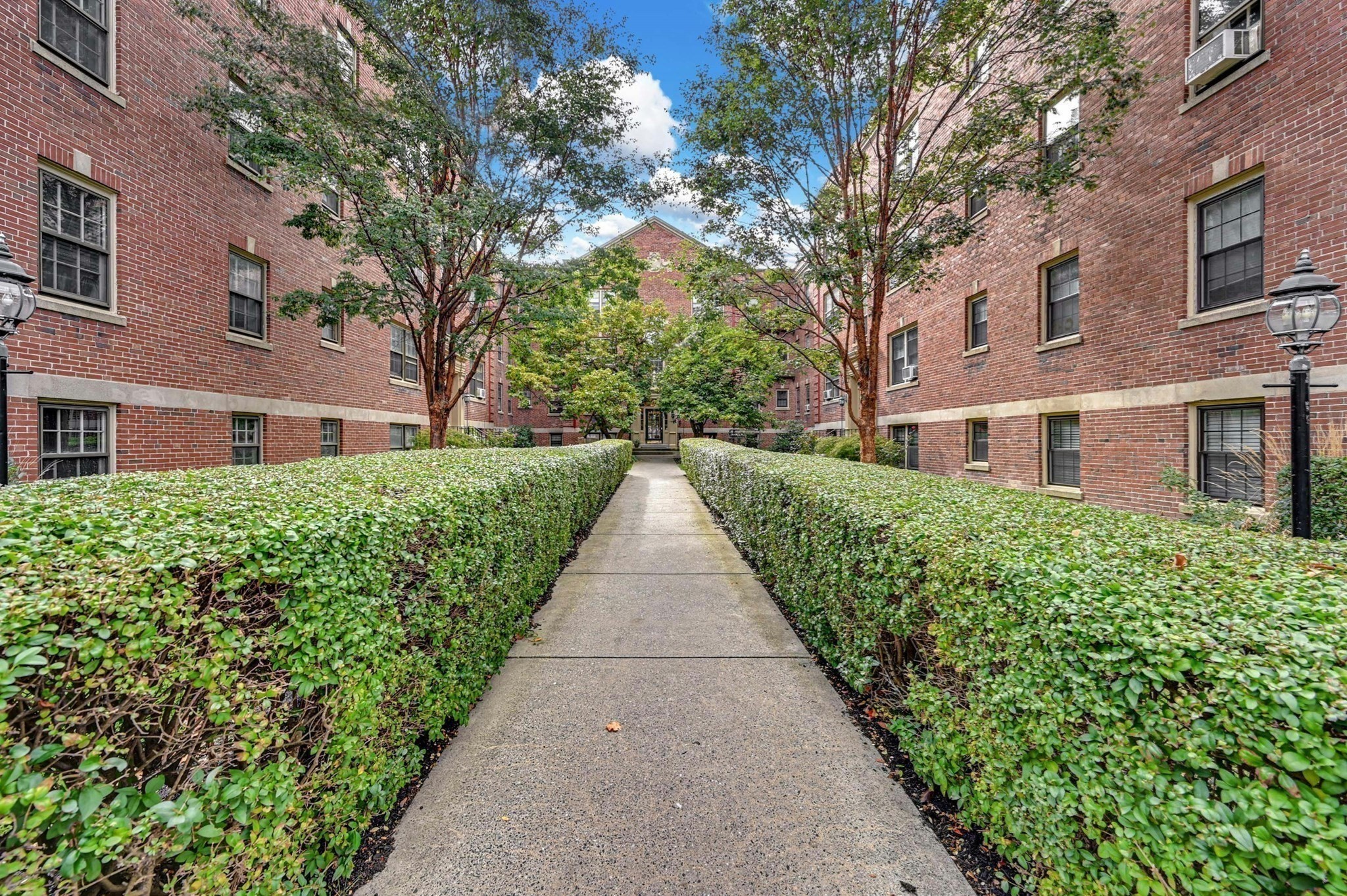 58 Elm St Unit 11, Worcester, MA 01609