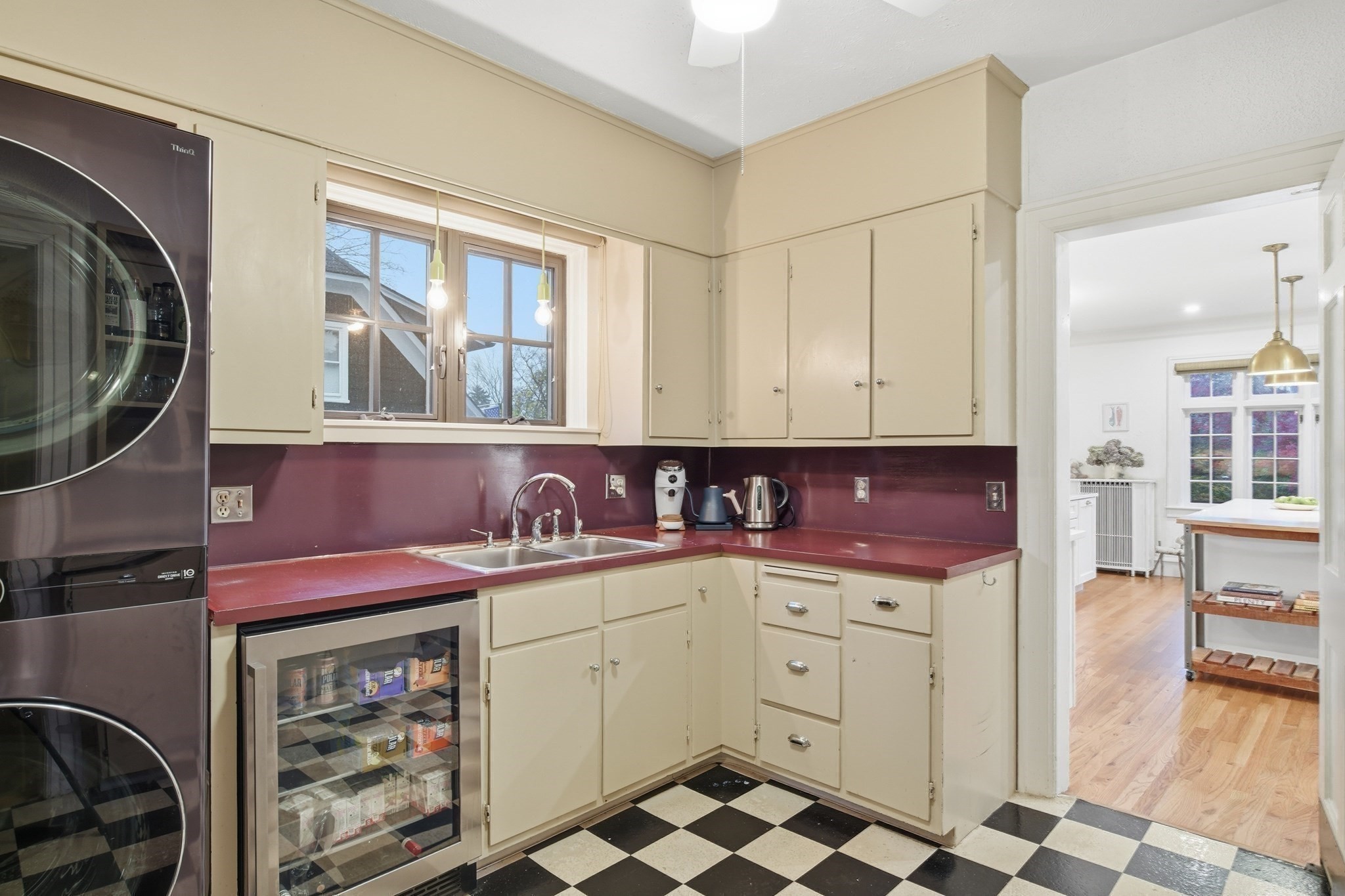 27 Lexington Ave, Holyoke, MA 01040 - Image 14