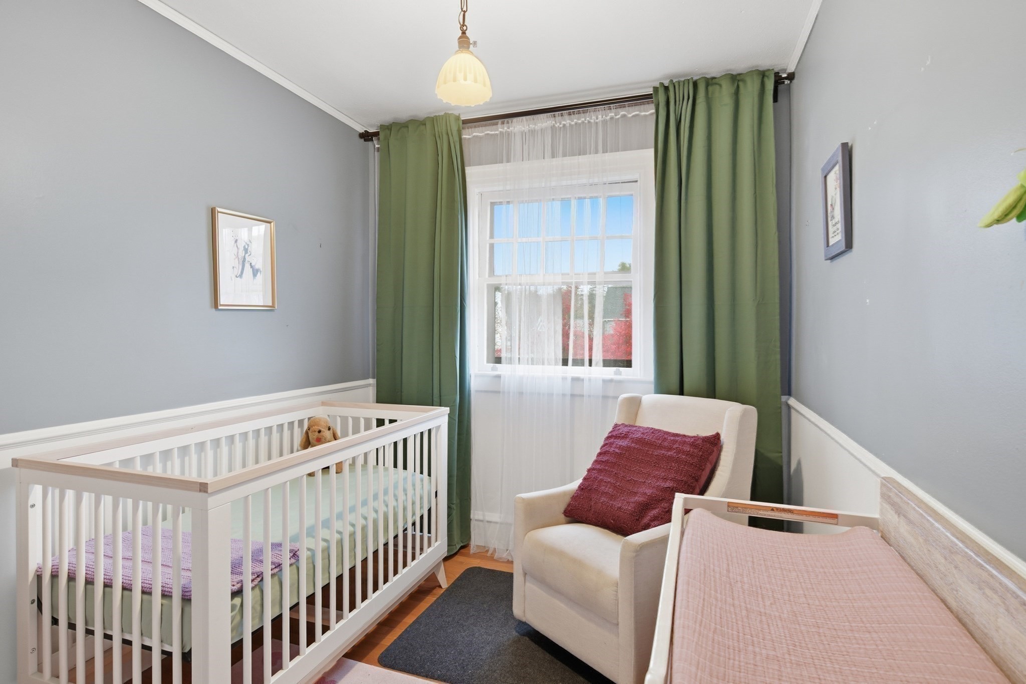 27 Lexington Ave, Holyoke, MA 01040 - Image 24