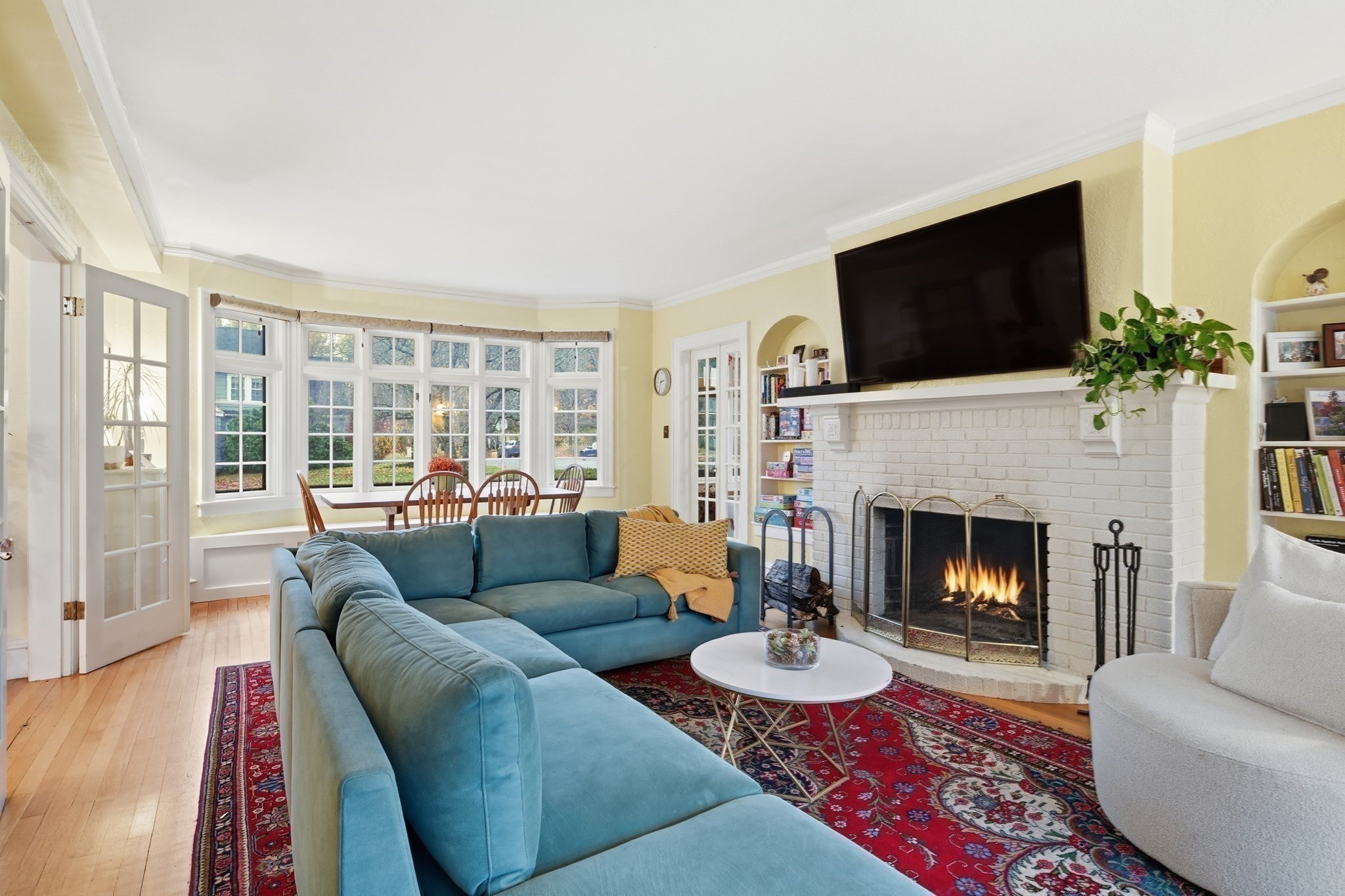 27 Lexington Ave, Holyoke, MA 01040 - Image 6