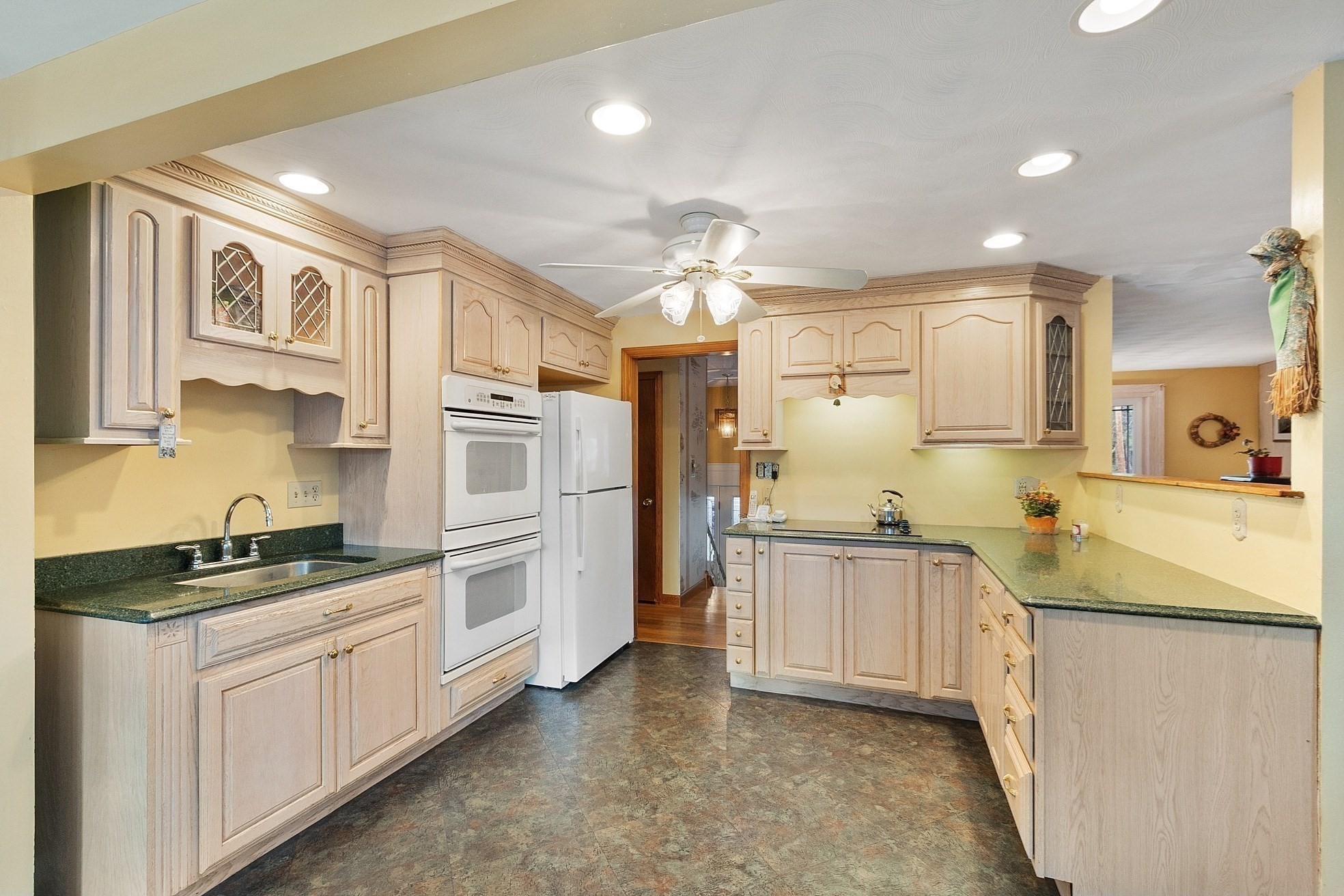 100 Fairwood Dr, Pembroke, MA 02359 - Image 18