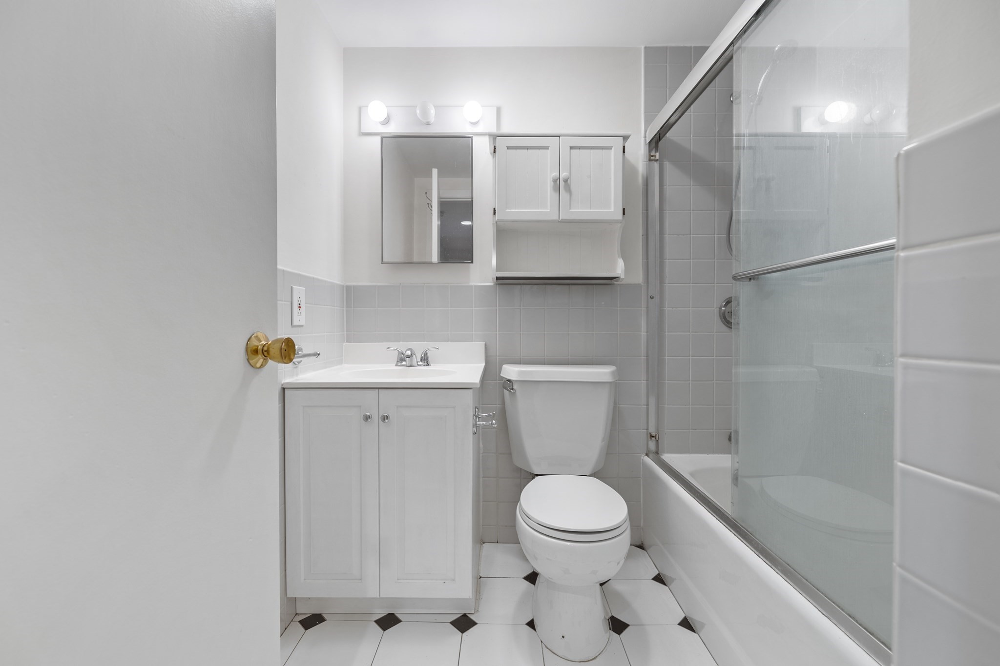 1763 Beacon Street Unit A, Brookline, MA 02445 - Image 4