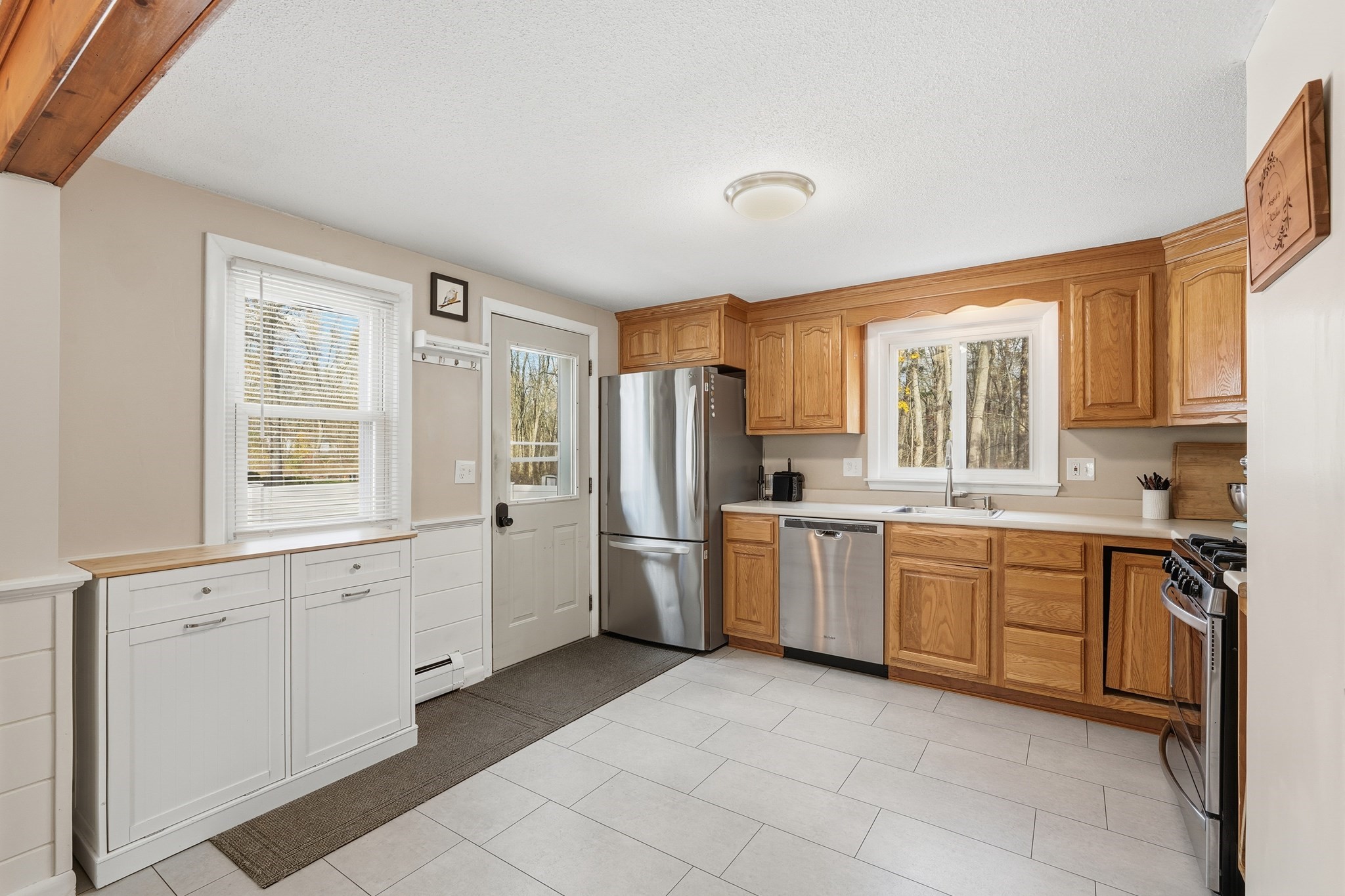 180 Wolcott Ave, West Springfield, MA 01089 - Image 12
