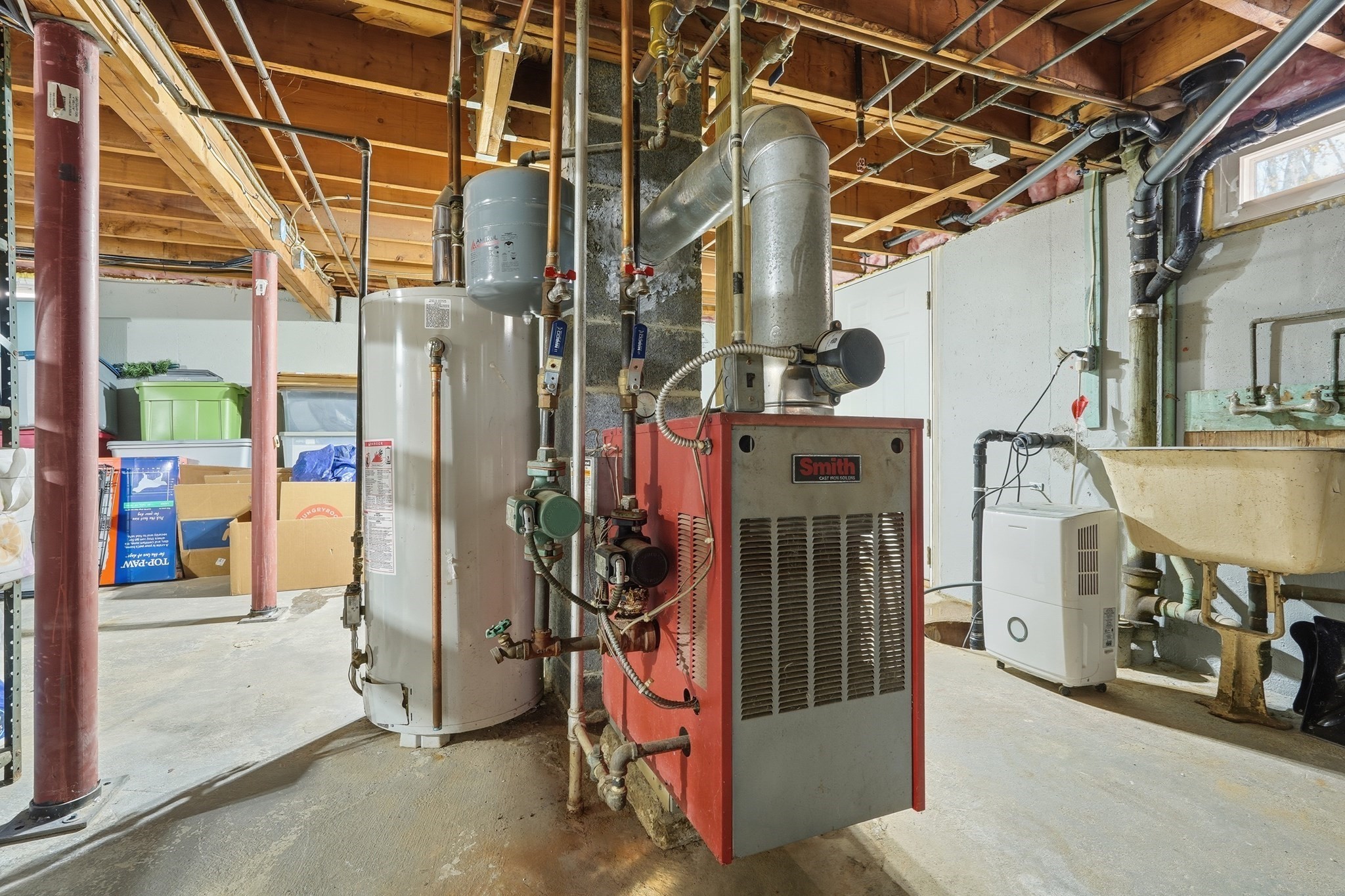 180 Wolcott Ave, West Springfield, MA 01089 - Image 29