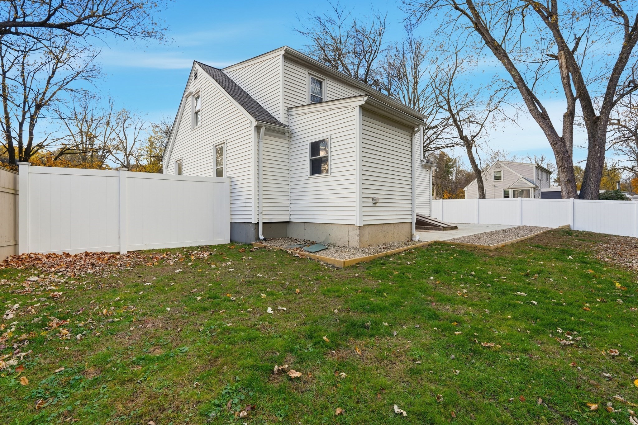 180 Wolcott Ave, West Springfield, MA 01089 - Image 36