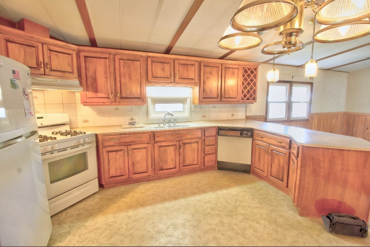 556 Central St Unit 43, Leominster, MA 01453 - Image 7