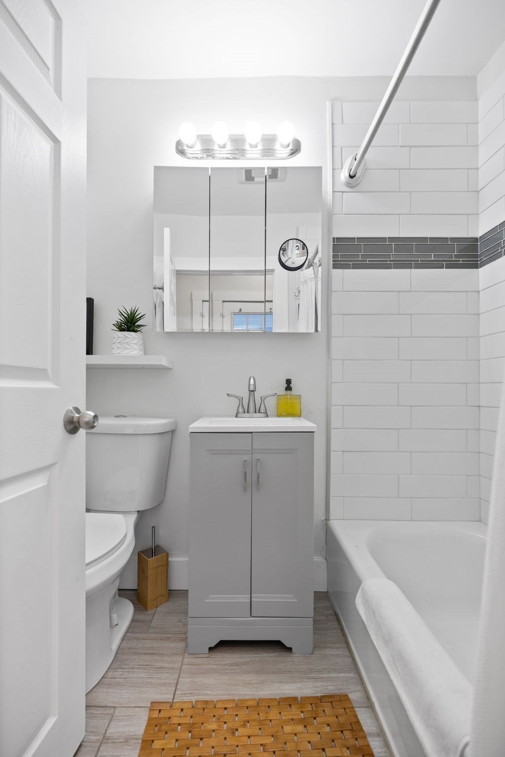 33 Clinton St, Framingham, MA 01702 - Image 8