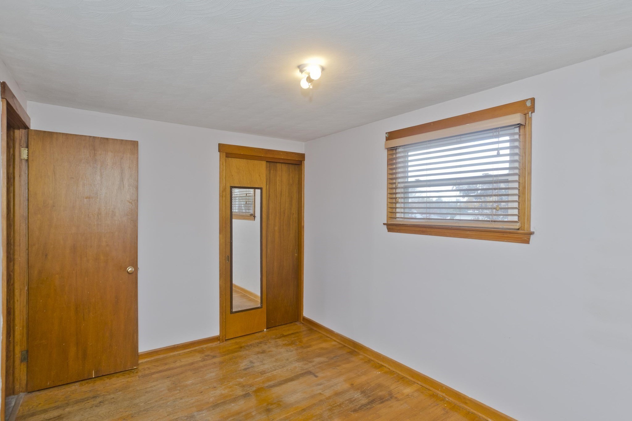 27 Regal Street, Springfield, MA 01118 - Image 15