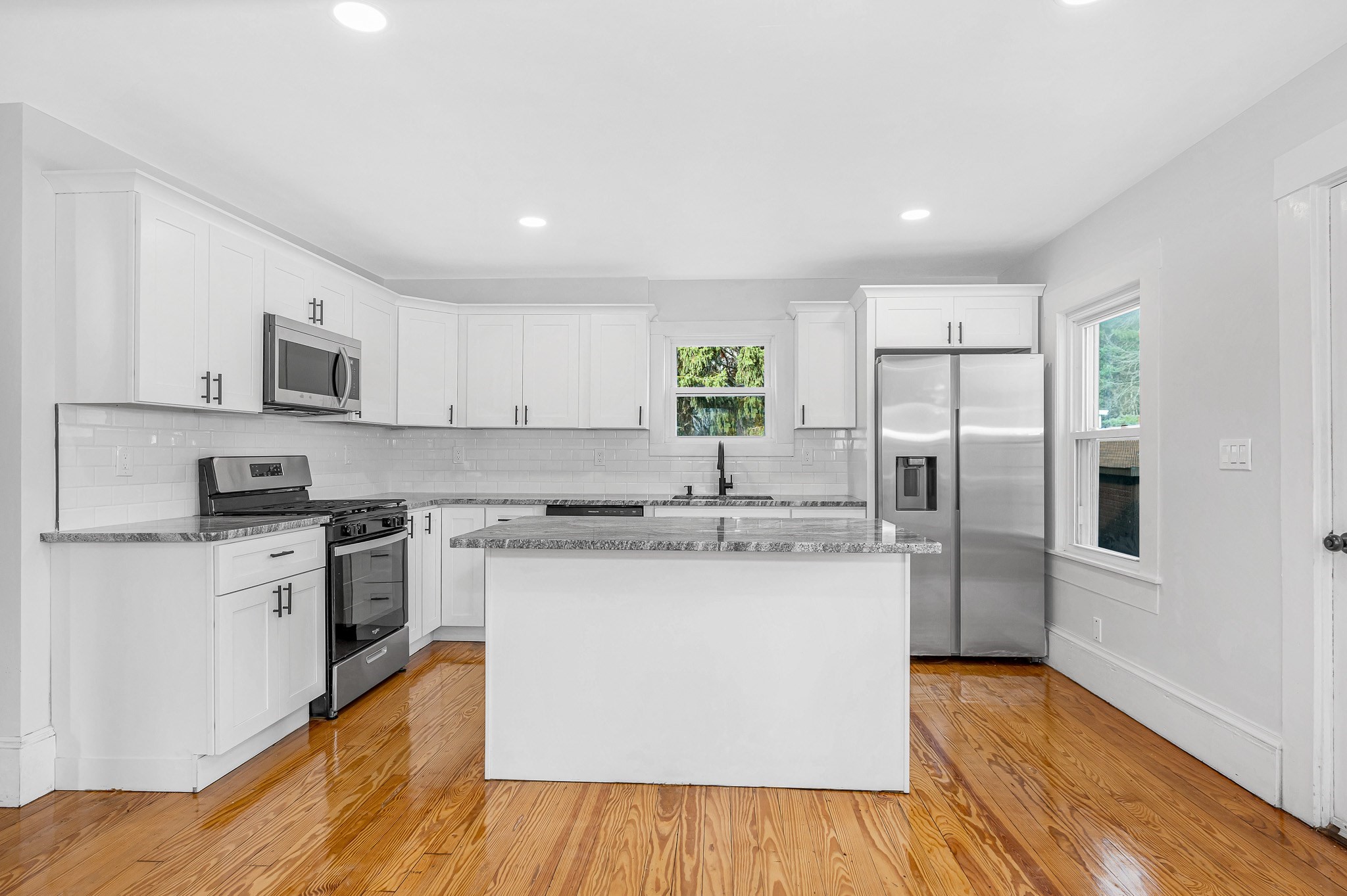 6 Coolidge St, Westford, MA 01886 - Image 11