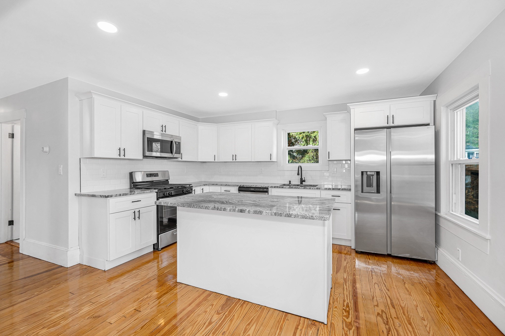 6 Coolidge St, Westford, MA 01886 - Image 12