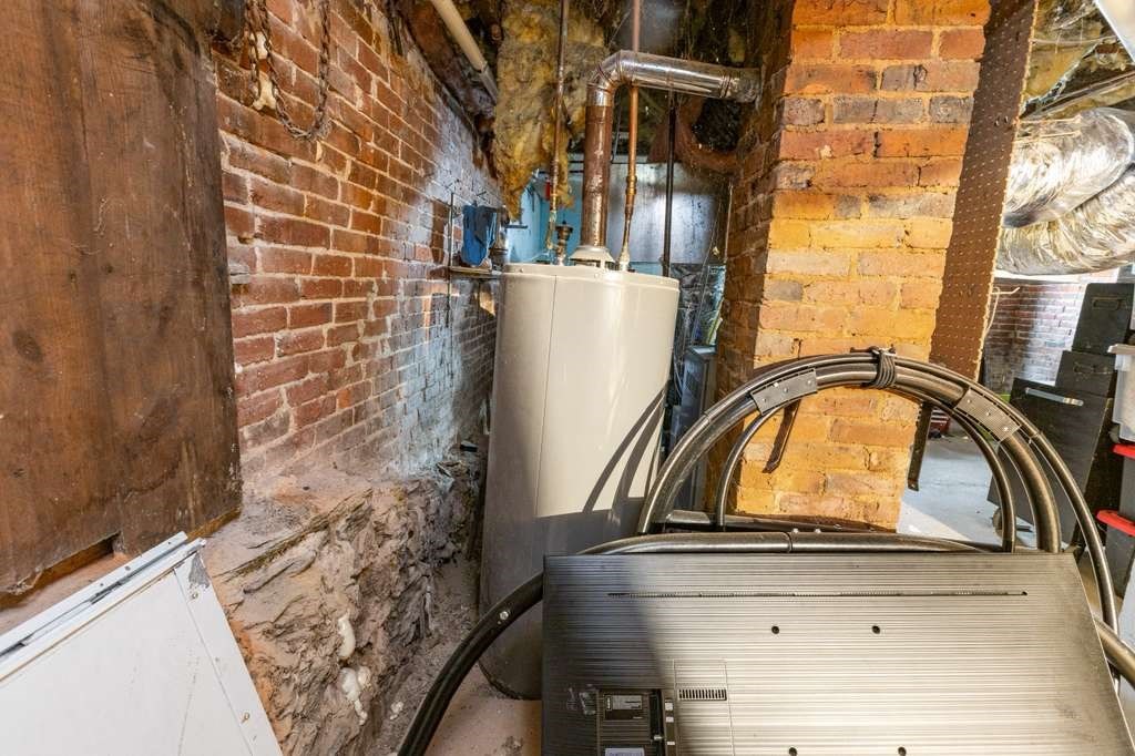 12 Washington St, Fitchburg, MA 01420 - Image 17