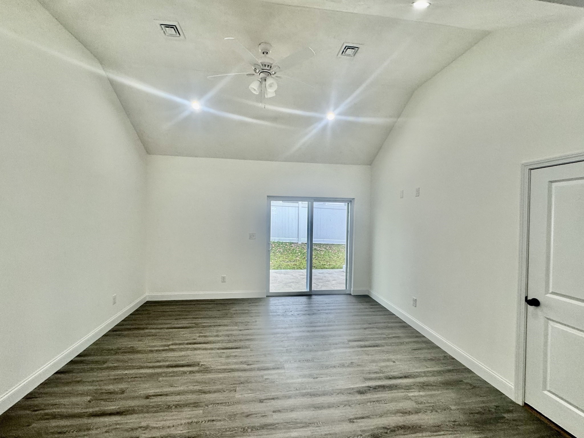 109 Navy Yard Rd, Dracut, MA 01826 - Image 10