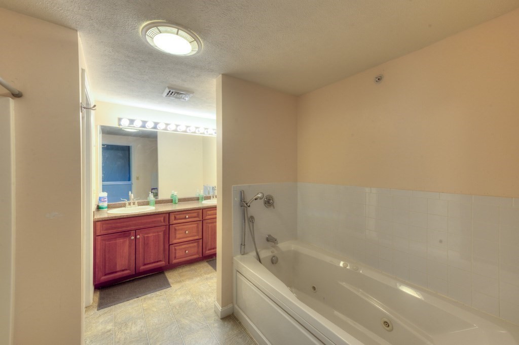 34 Oak Leaf Road, U.34 Unit 34, Fitchburg, MA 01420 - Image 19