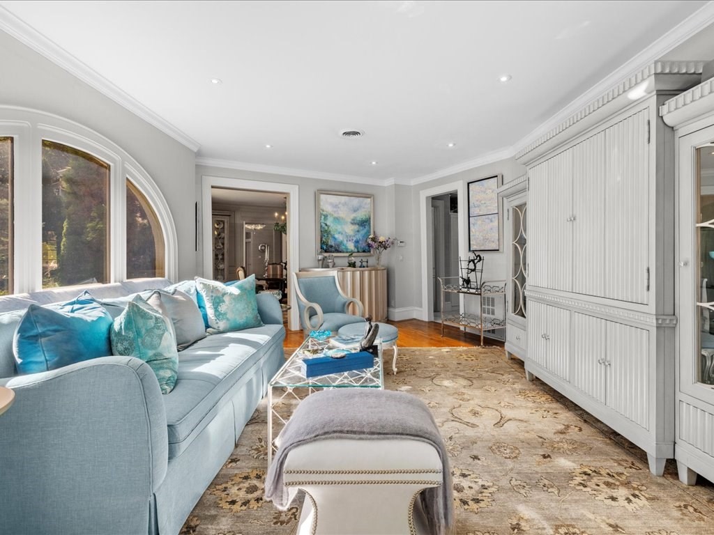 142 Crafts Road, Brookline, MA 02467 - Image 12