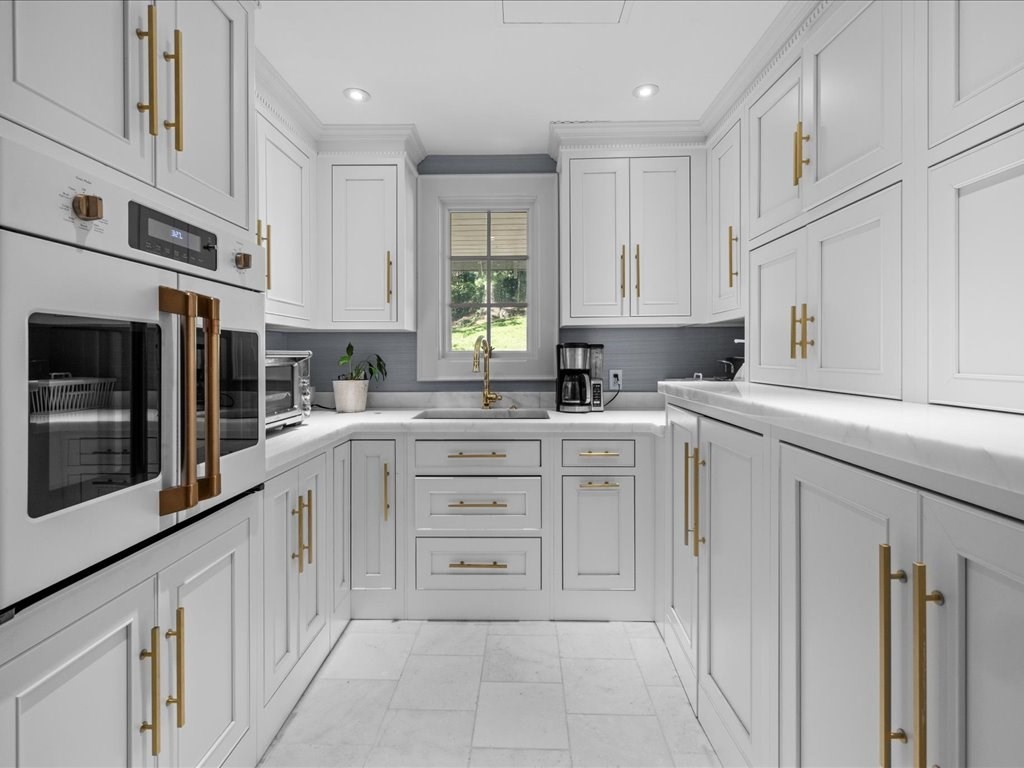 142 Crafts Road, Brookline, MA 02467 - Image 8