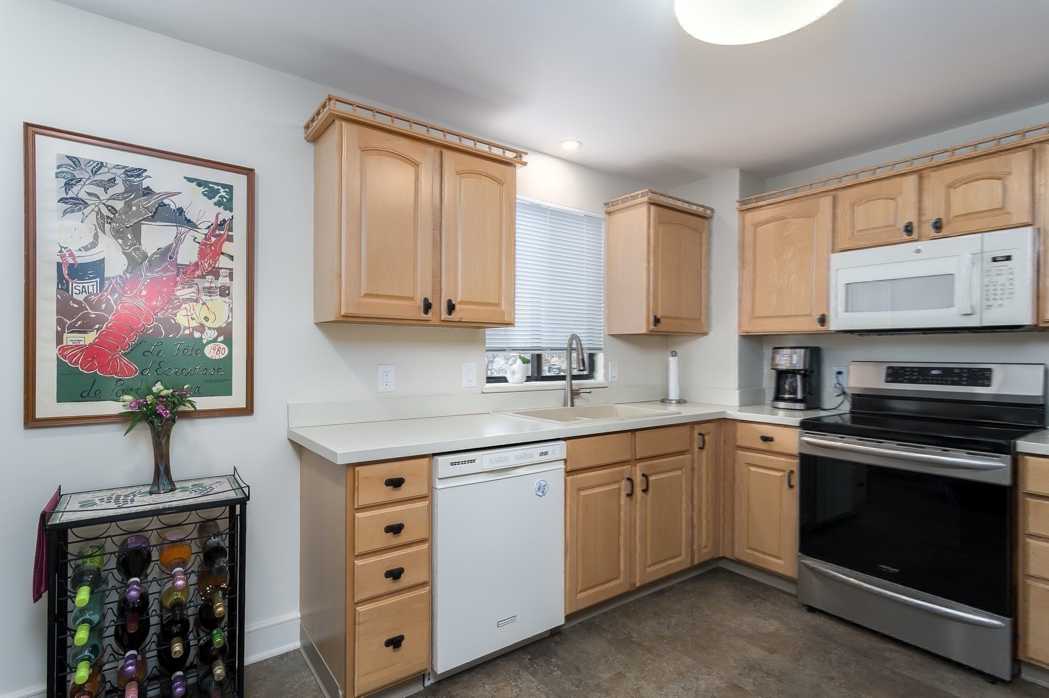 65 Lake Ave Unit 220, Worcester, MA 01604 - Image 13