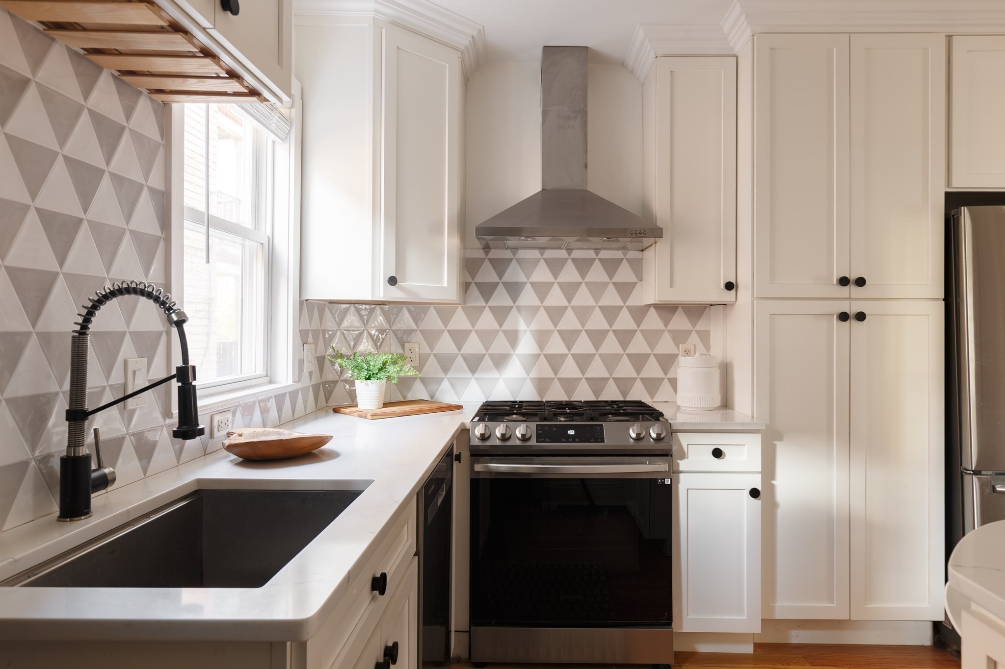 24 Washburn Avenue Unit 1, Cambridge, MA 02140 - Image 2