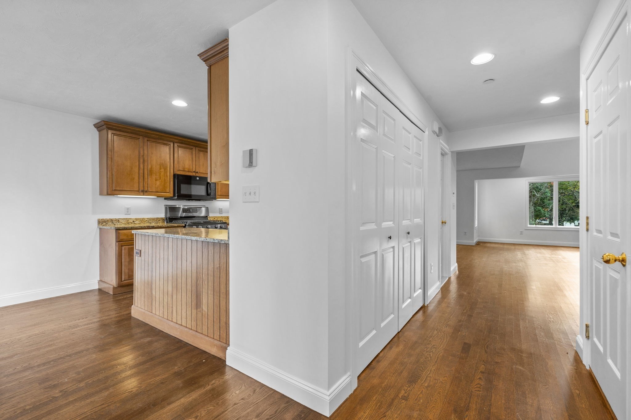 606 Wisteria Way Unit 606, Wayland, MA 01778 - Image 4