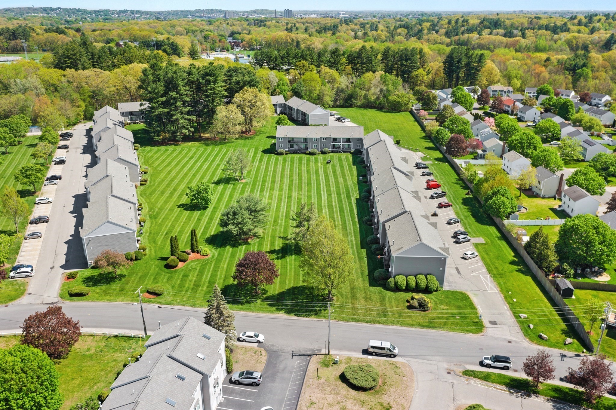 94 Tennis Plaza Rd Unit 10, Dracut, MA 01826 - Image 5