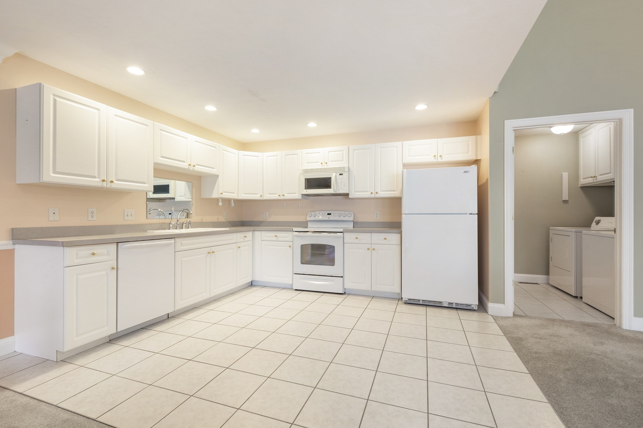 92 Horne Way Unit 92, Millbury, MA 01527 - Image 10