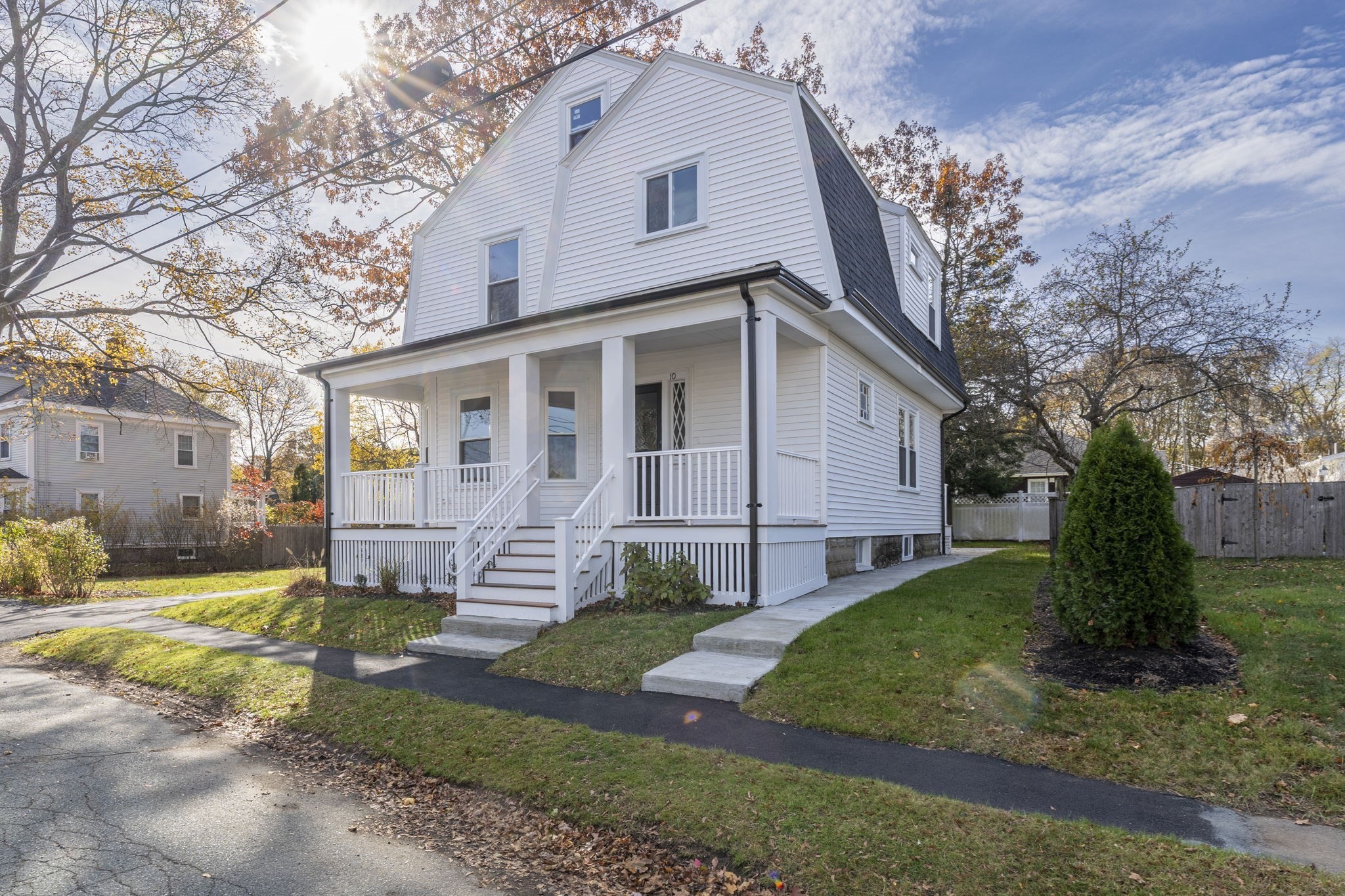 10 King Ter, Beverly, MA 01915