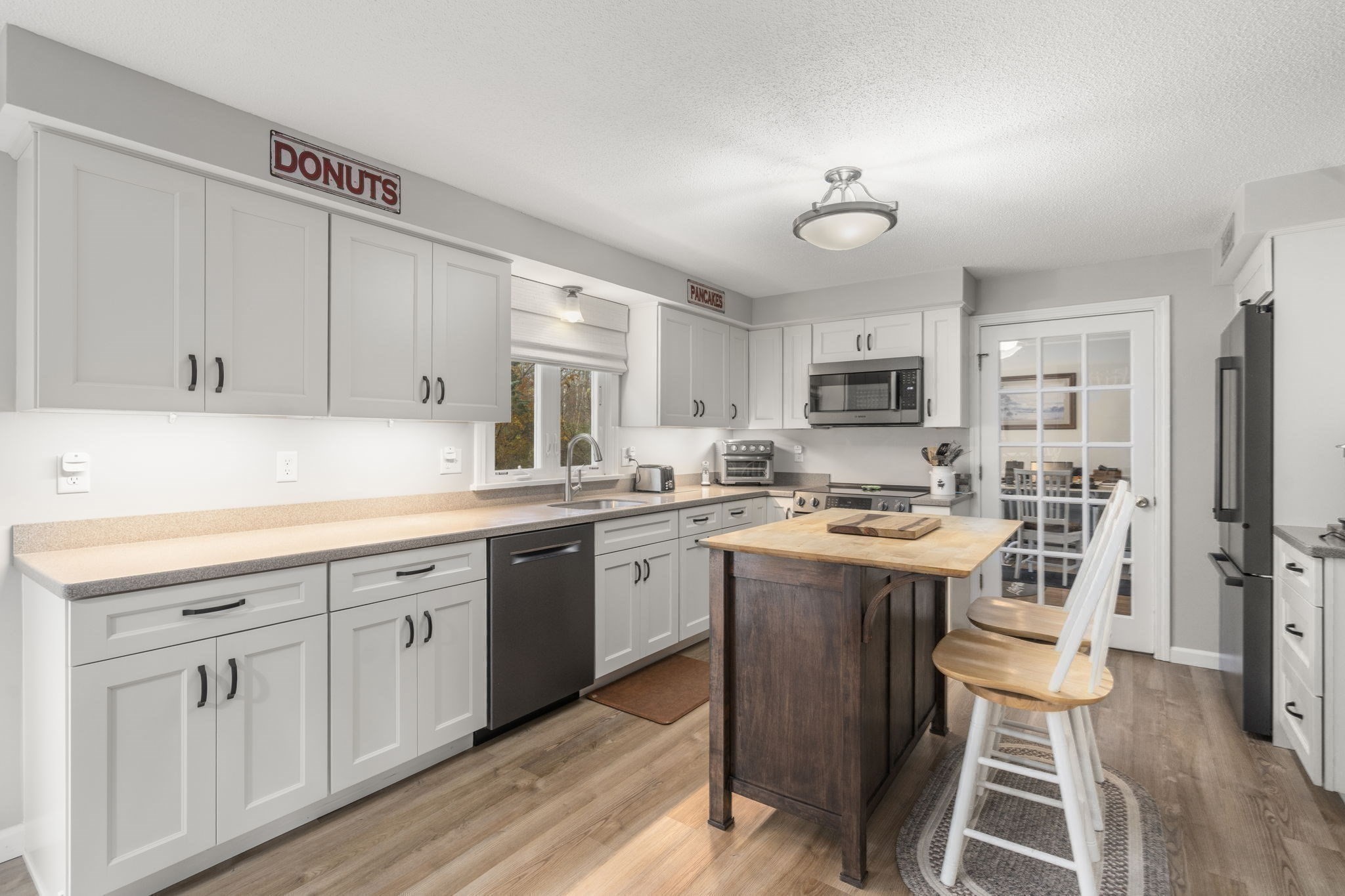 25 Briar Dr, Milford, MA 01757 - Image 9