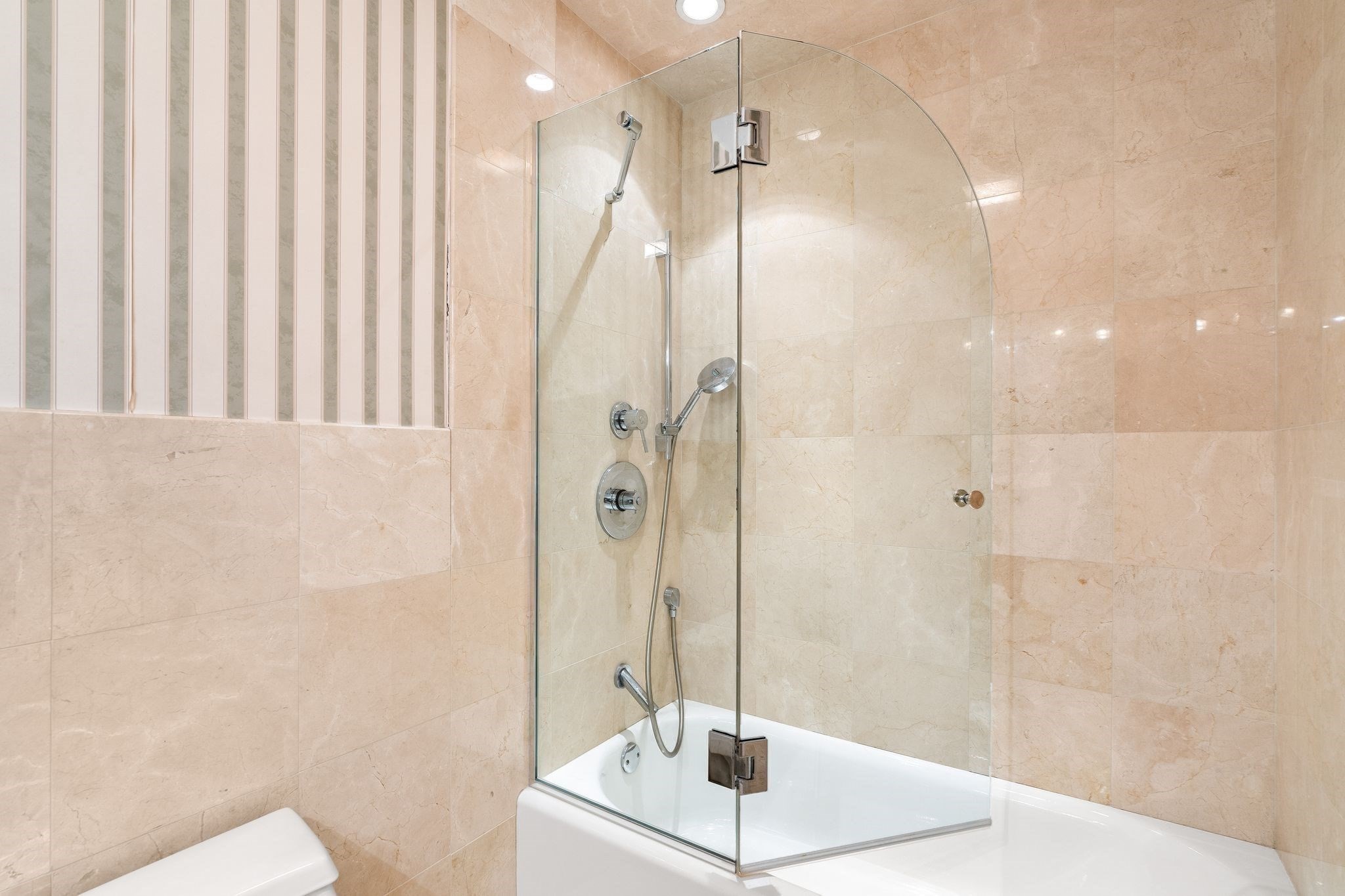 166 Quincy Shore Dr Unit 108, Quincy, MA 02171 - Image 27