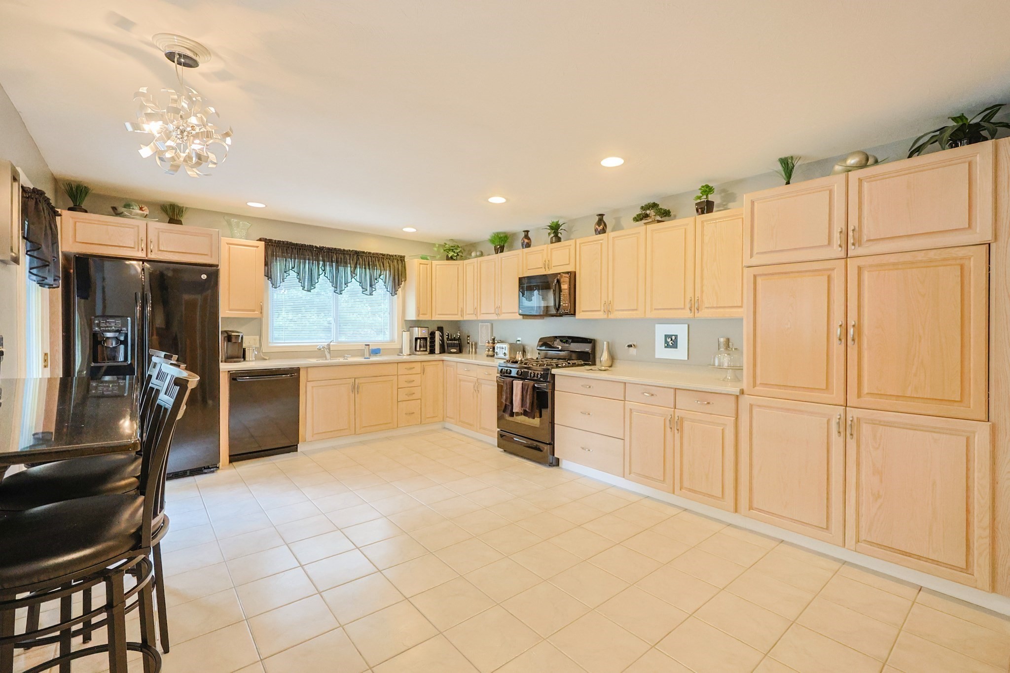 45 Half Crown Cir Unit 45, Ashland, MA 01721 - Image 14