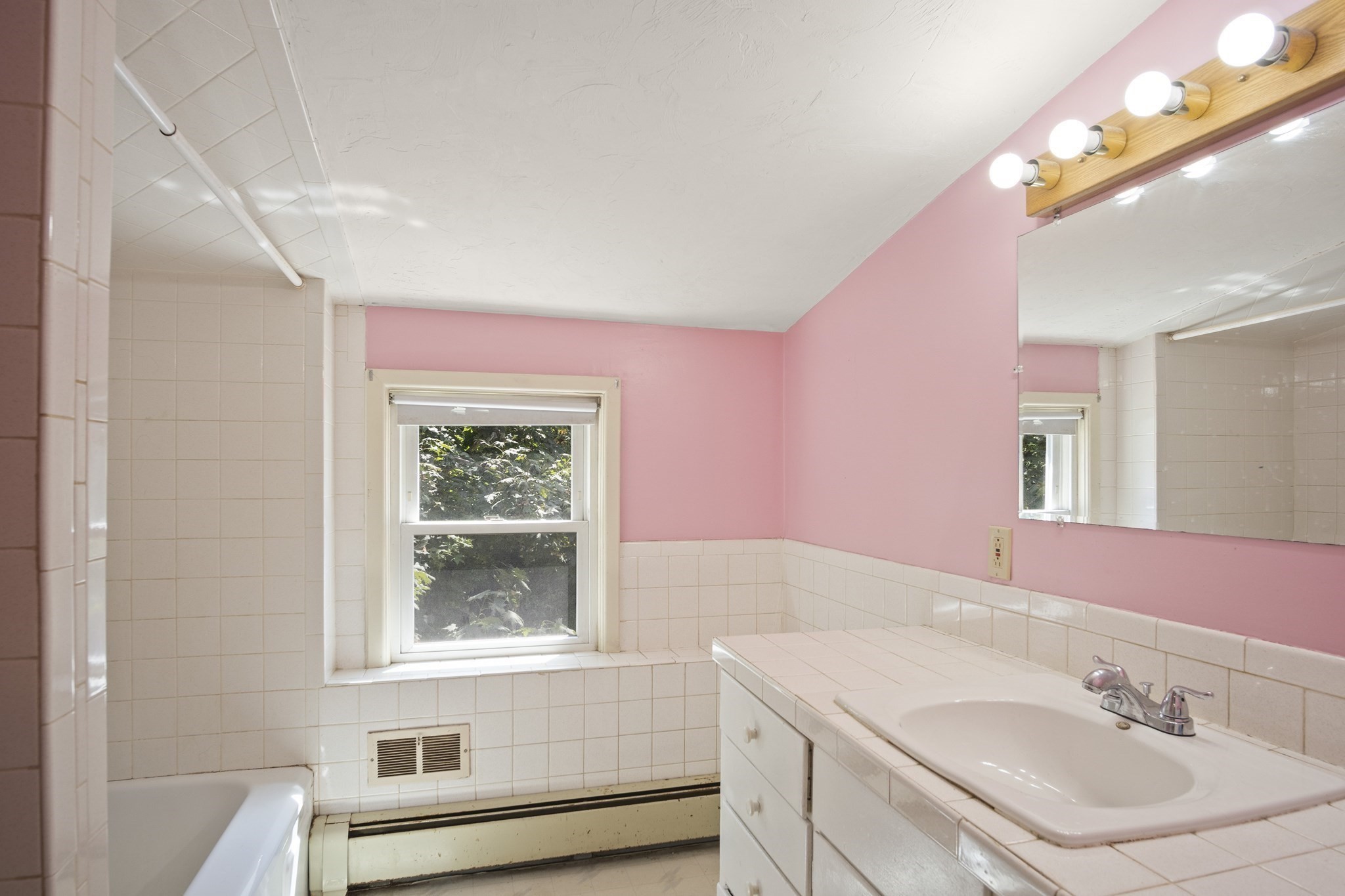 28 Eustis, Saugus, MA 01906 - Image 31