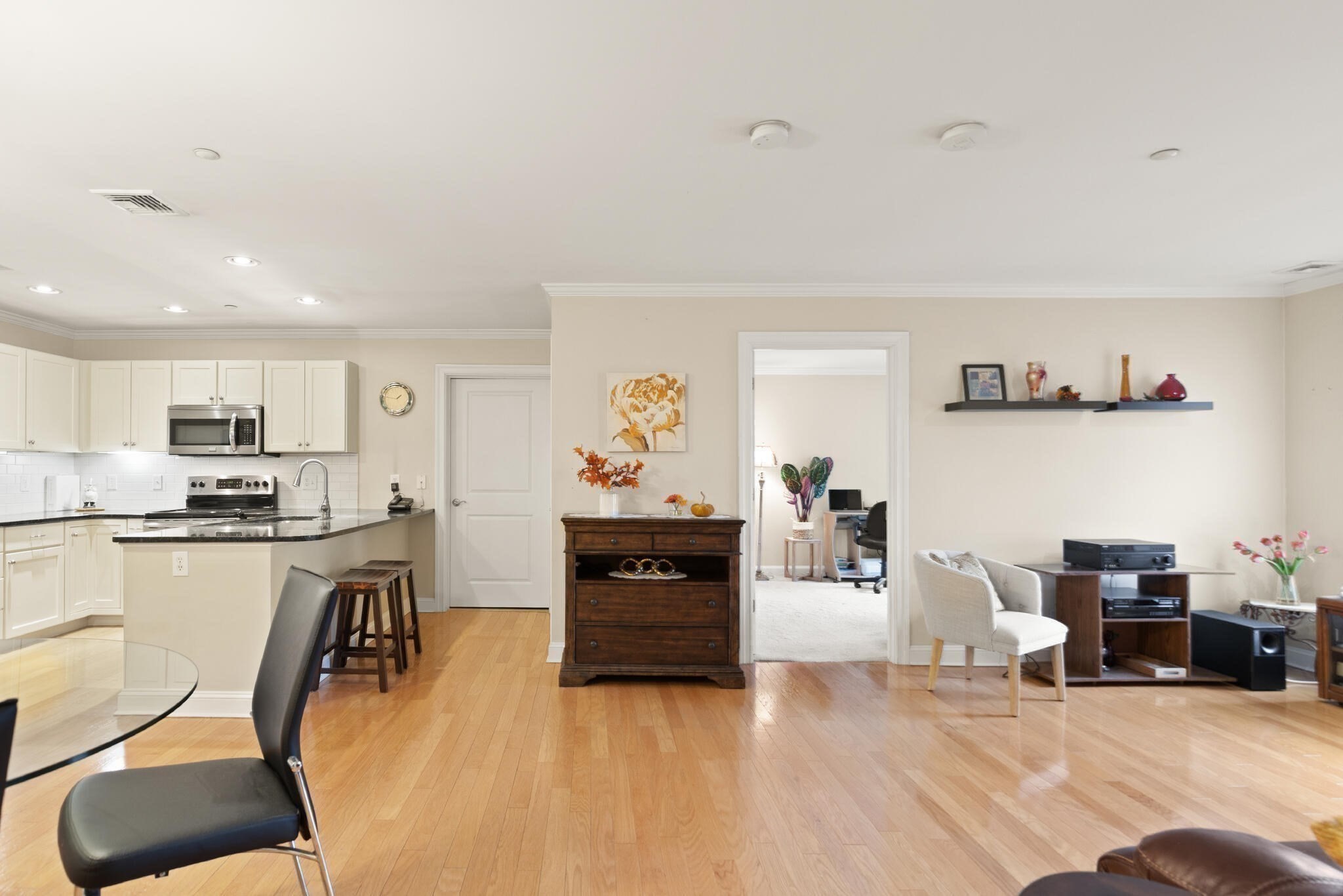 8 Crowninshield St Unit 111, Peabody, MA 01960 - Image 15