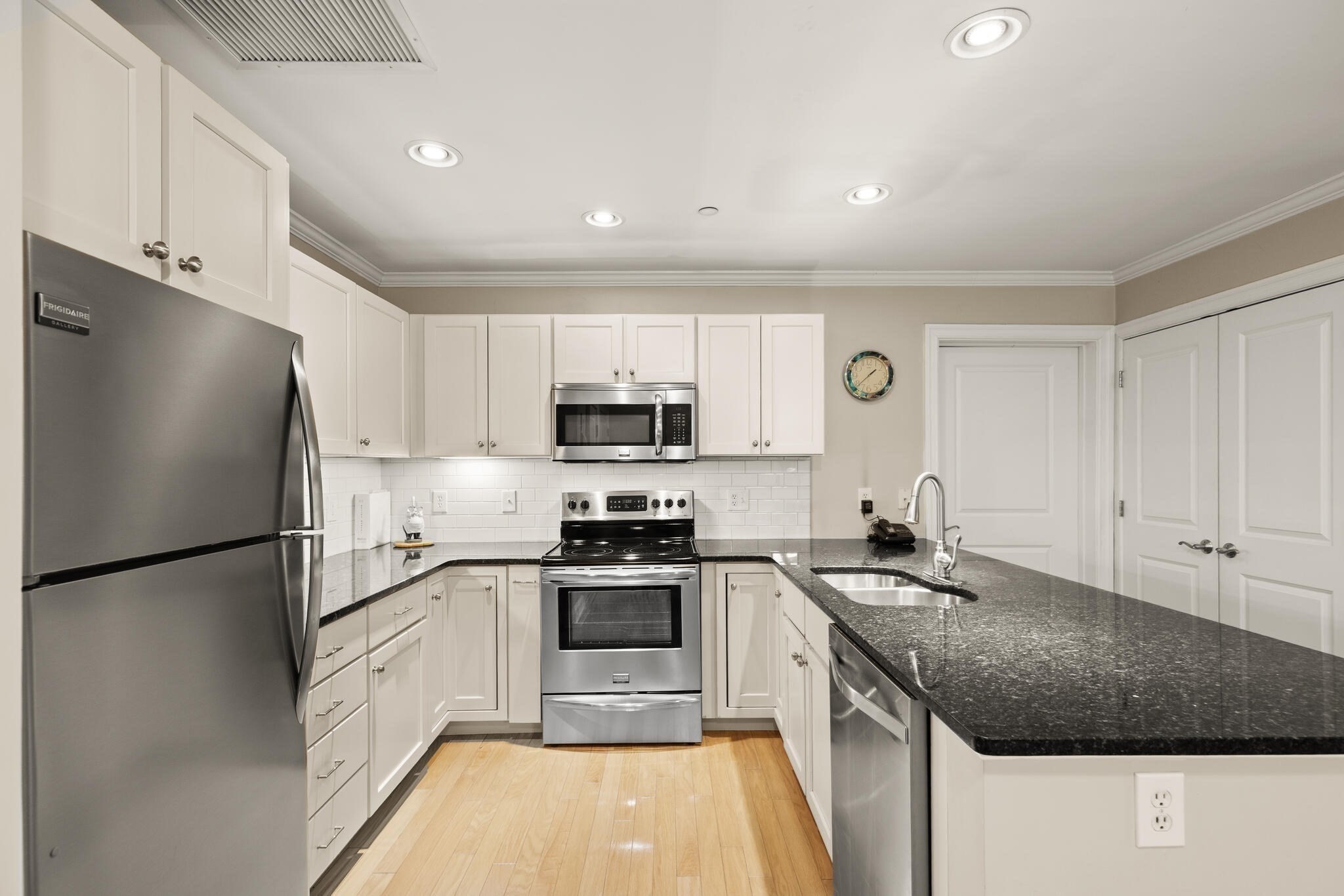 8 Crowninshield St Unit 111, Peabody, MA 01960 - Image 8