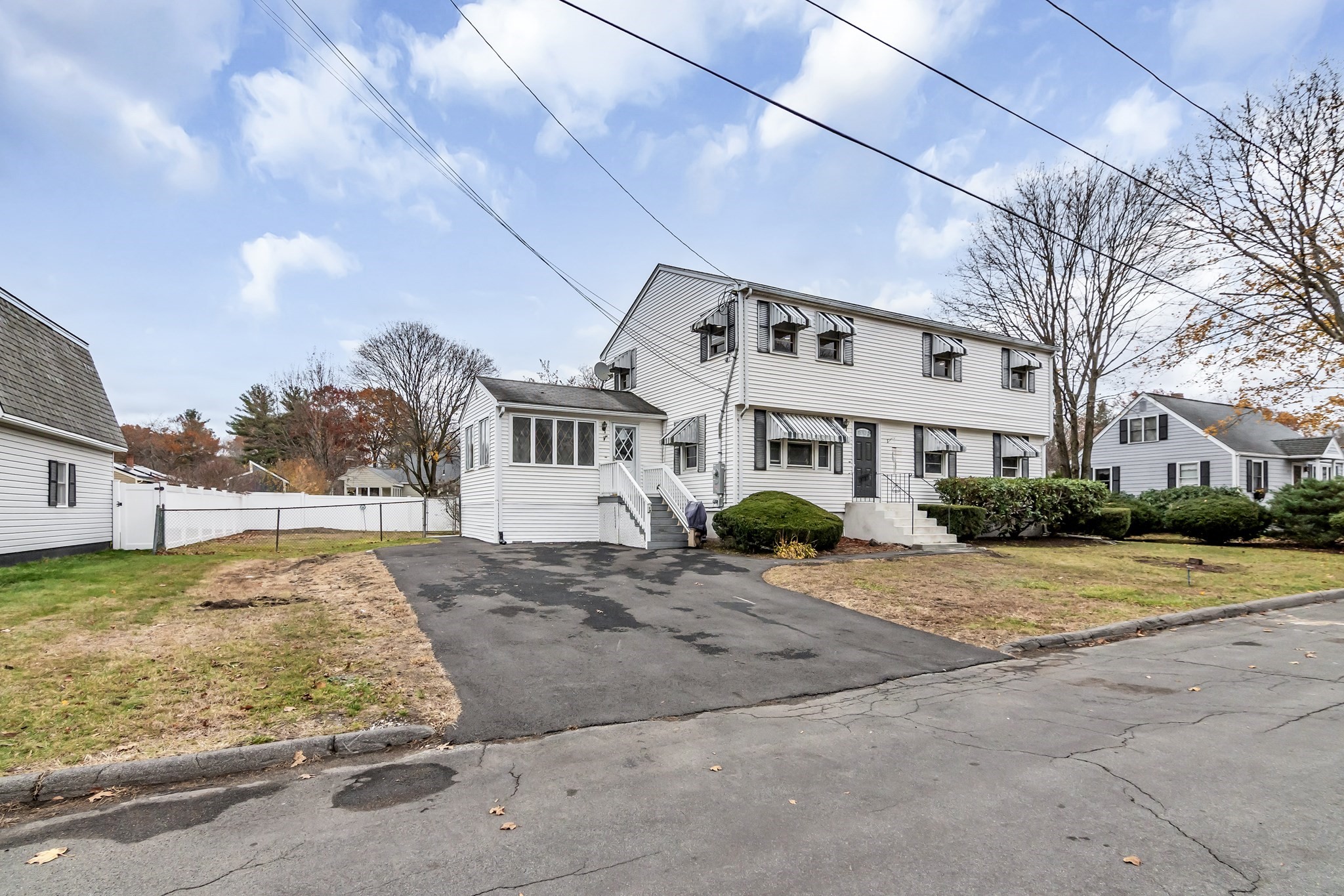 35 Stillwater Rd, Methuen, MA 01844