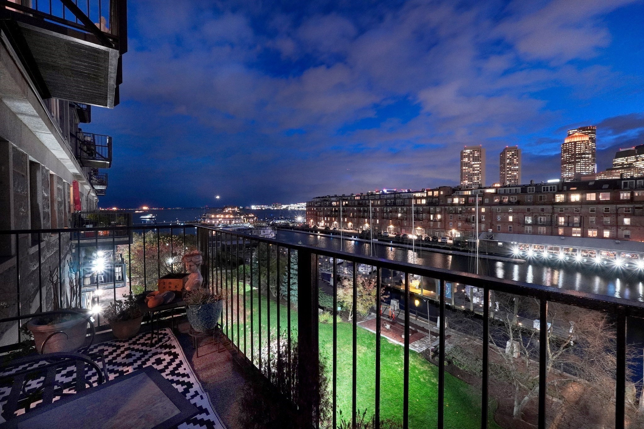 28 Atlantic Avenue Unit 424, North End, Boston, MA 02110 - Image 35